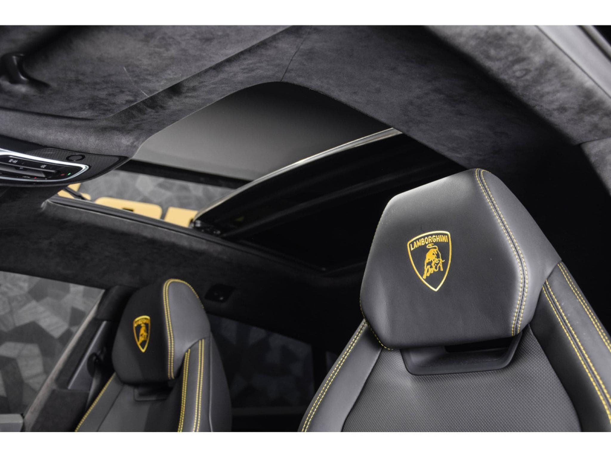 Lamborghini Urus V8 AKRAPOVIC - GRIGIO KERES (2022) - Photo 14