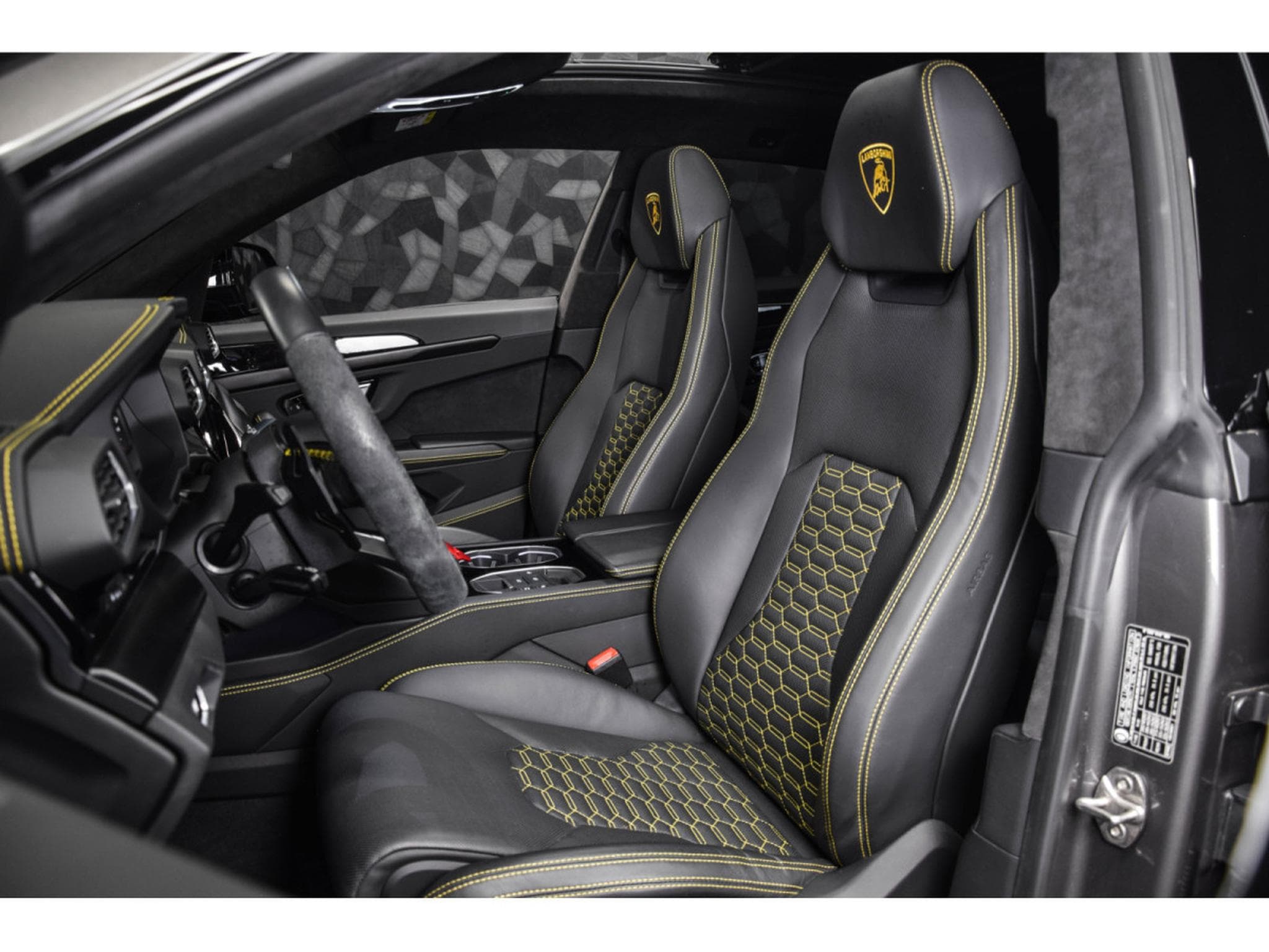 Lamborghini Urus V8 AKRAPOVIC - GRIGIO KERES (2022) - Photo 9