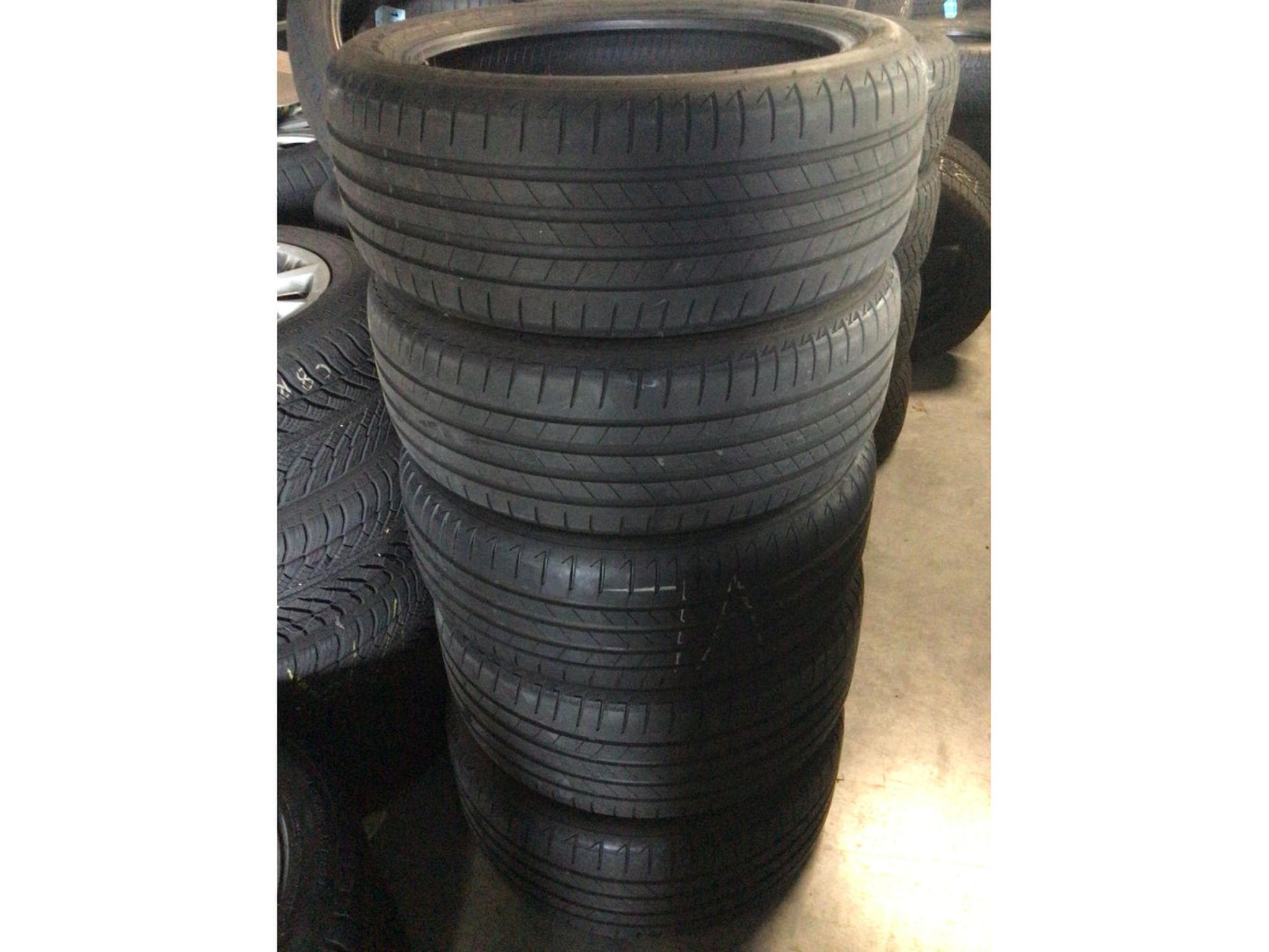 Pneus été – 18" - Photo 1