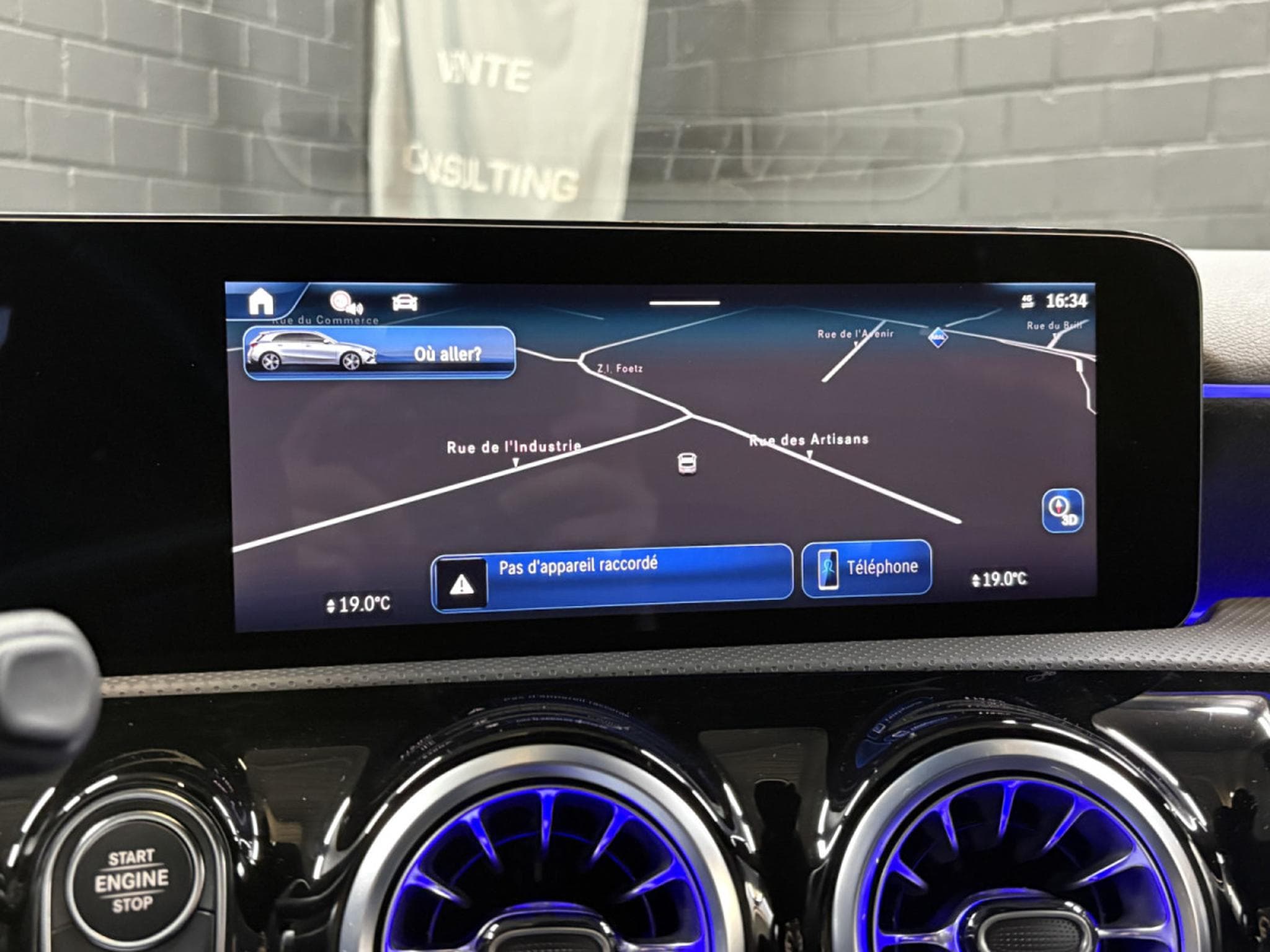 Mercedes A 200 AMG EDITION 163 CV * CAMÉRA *MBUX * KEYLESS * (2023) - Foto 18