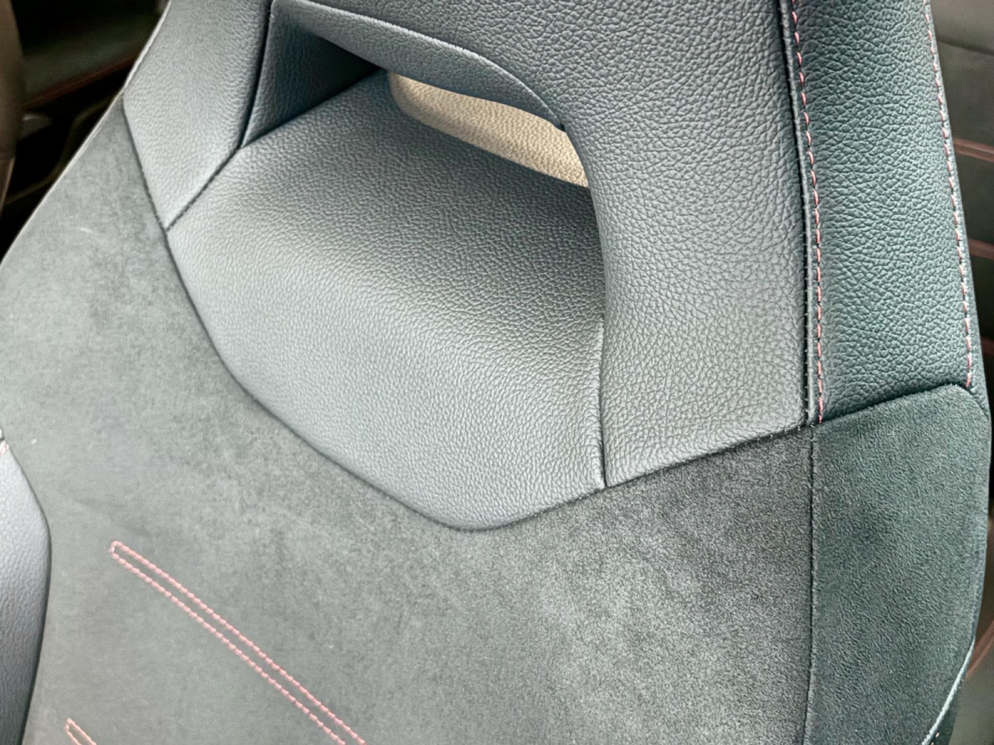 Mercedes A 200 AMG EDITION 163 CV * CAMÉRA *MBUX * KEYLESS * (2023) - Foto 8