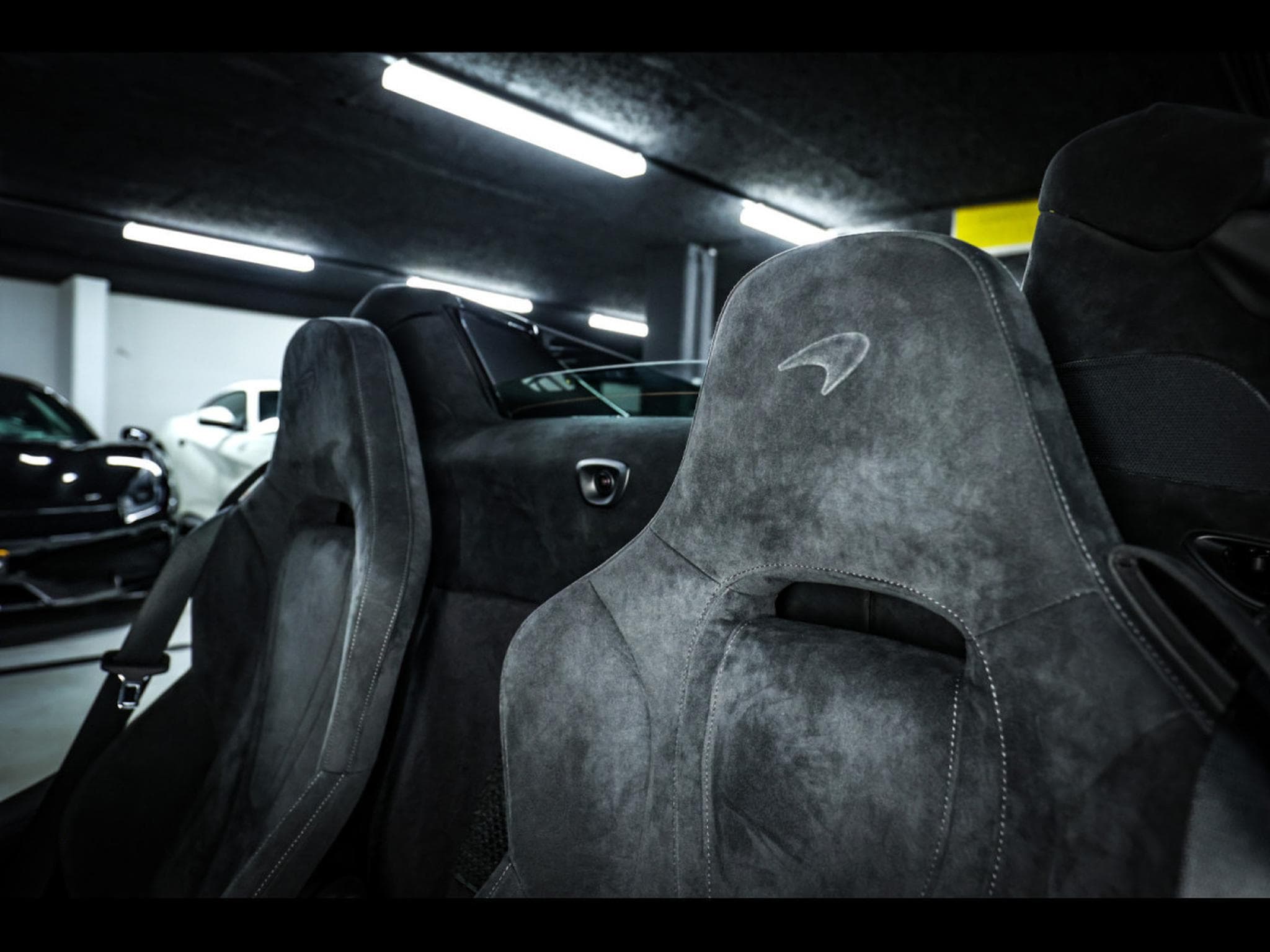 McLaren 720S SPIDER 4.0 V8 720 – PACK STEALTH - FULL XPEL - SUPERNOVA SIL (2022) - Foto 16