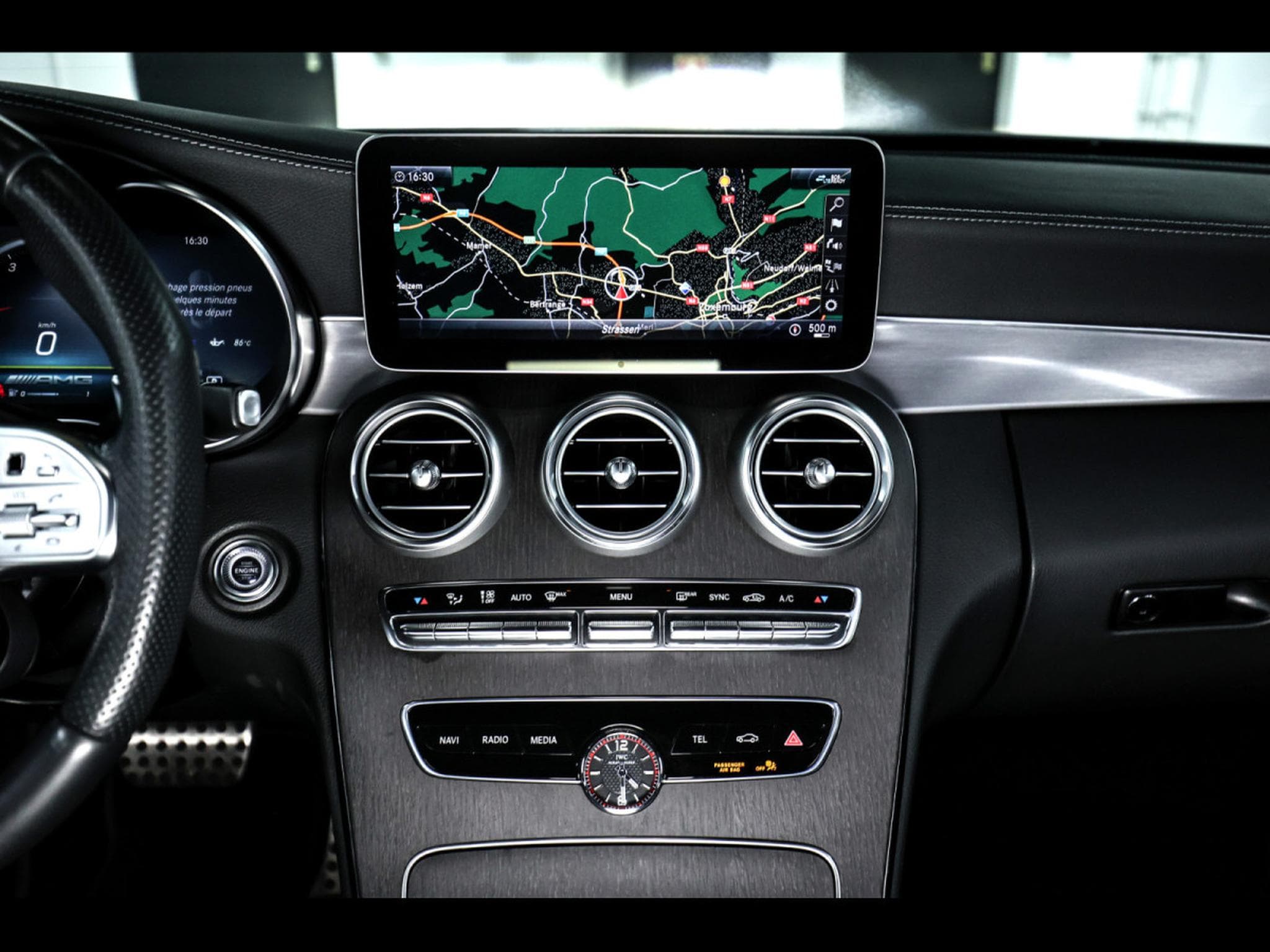 Mercedes C 63 AMG S AMG CABRIOLET (510 CH) – PACK NIGHT - IRIDIUM-SILBER (2020) - Foto 25