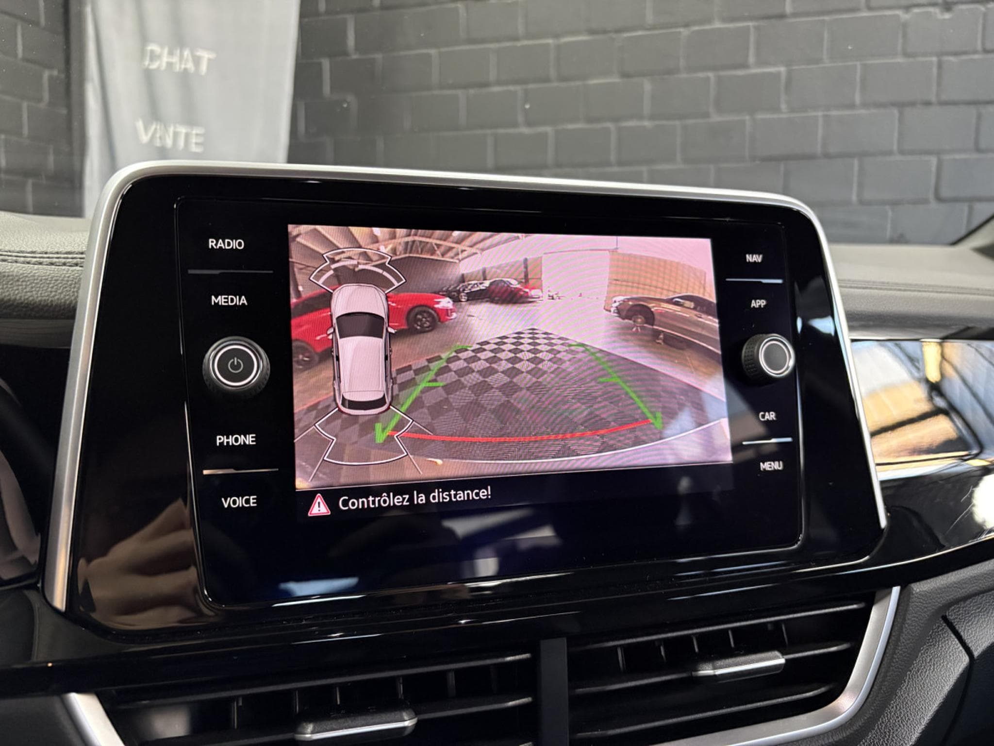 VW T-Roc R-line 150 CV DSG 7 TSI * Caméra * ACC * Hayon (2024) - Foto 16