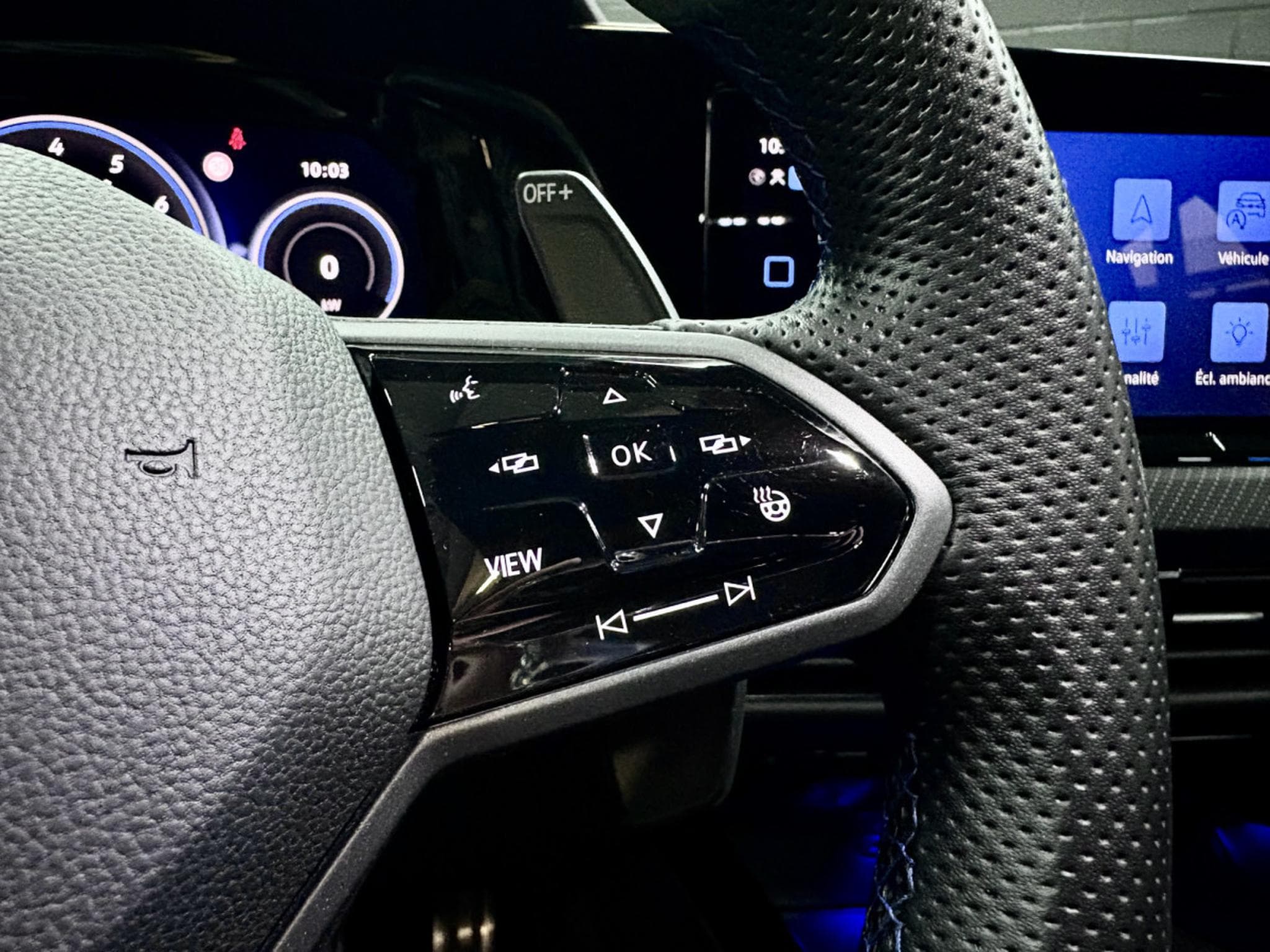 VW Golf R 4Motion 2.0 TSI 320 CV DSG7 *PACK PERF* *DCC* *Harman* (2022) - Photo 12