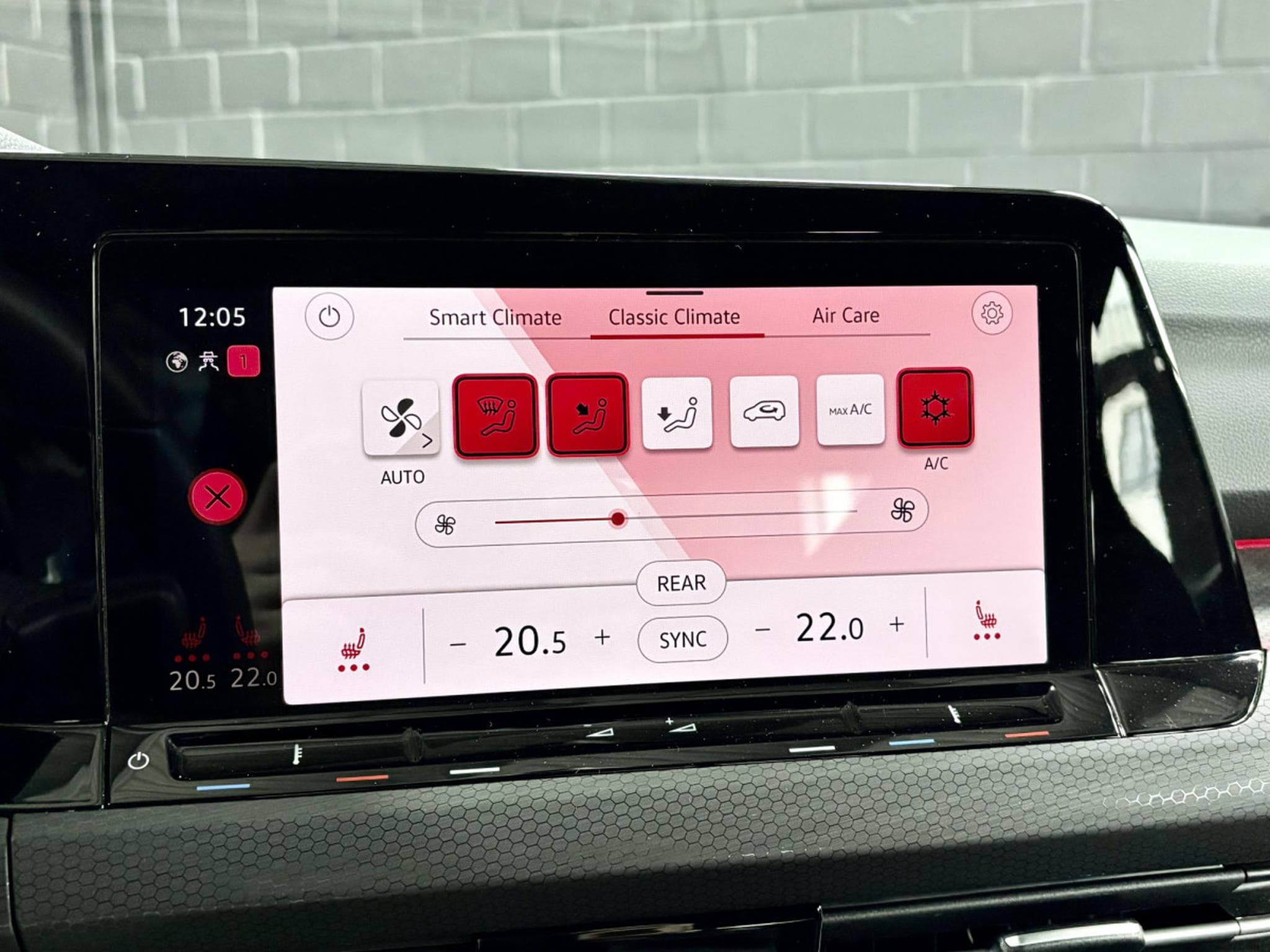 VW Golf GTI 2.0 TSI 245 CV DSG7  *Caméra* (2022) - Foto 17