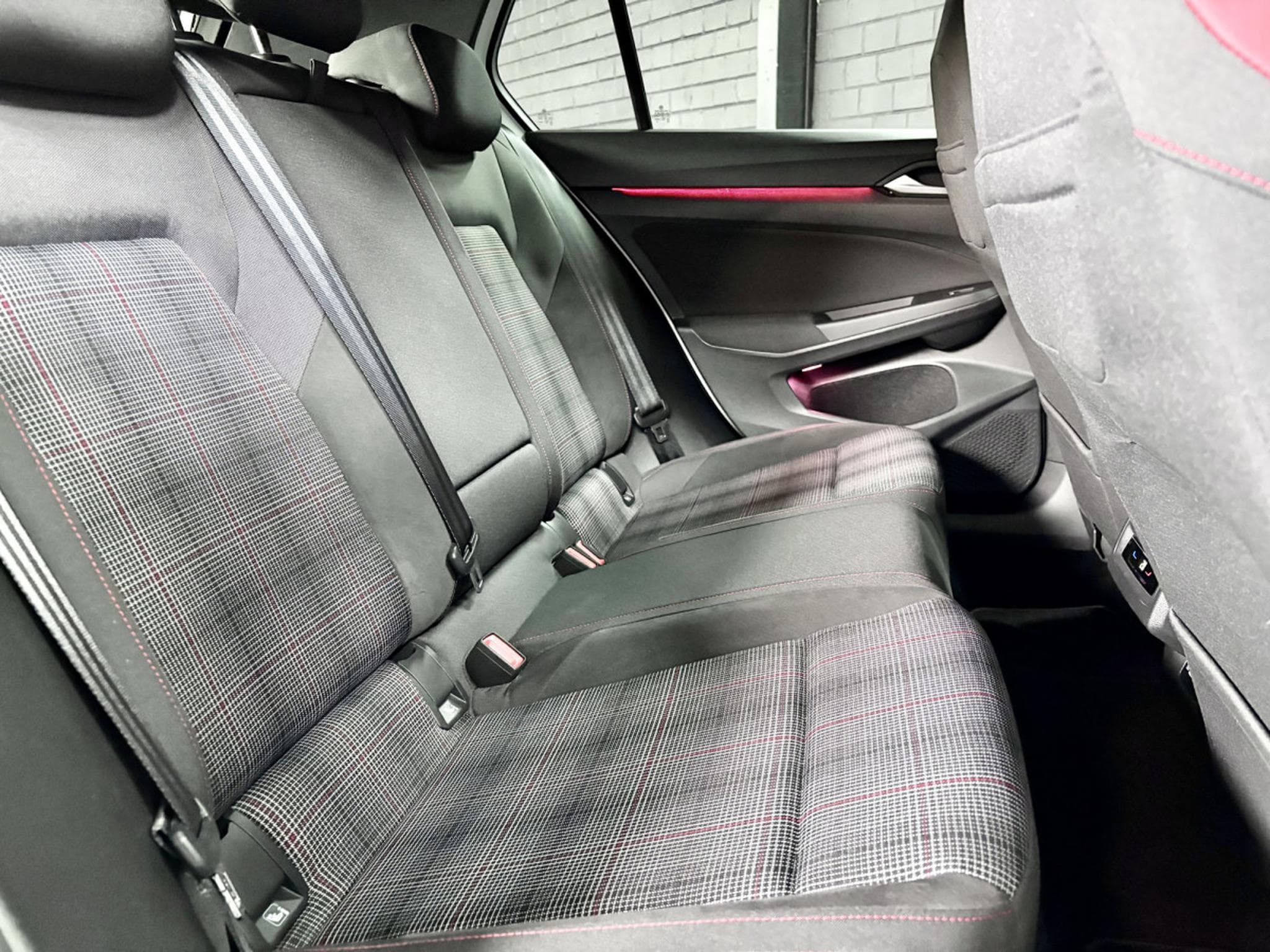 VW Golf GTI 2.0 TSI 245 CV DSG7  *Caméra* (2022) - Foto 21