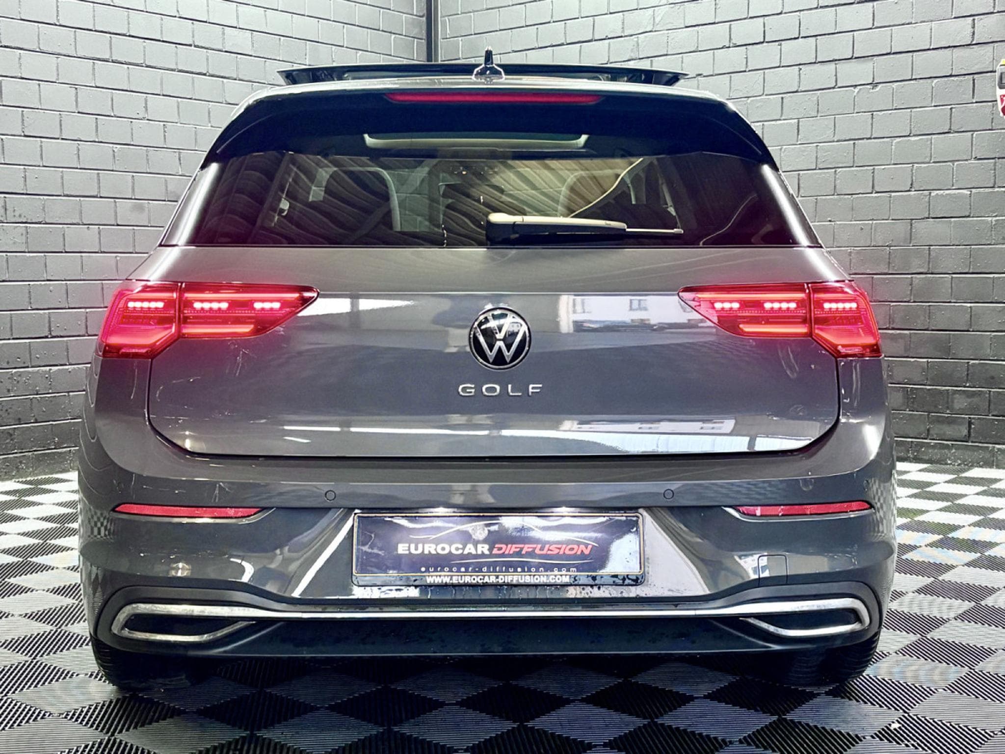 VW Golf Life ACTIVE 2.0 TDI DSG7 150 CV ** Attelage ** Caméra ** (2022) - Foto 5