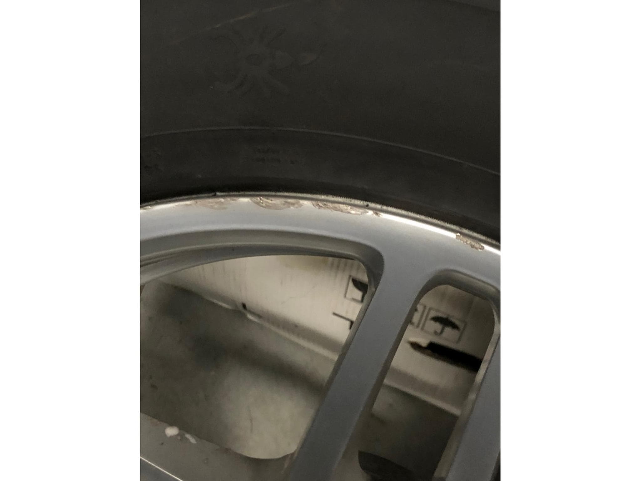 Jantes alu + Pneus h – 18" - Photo 11