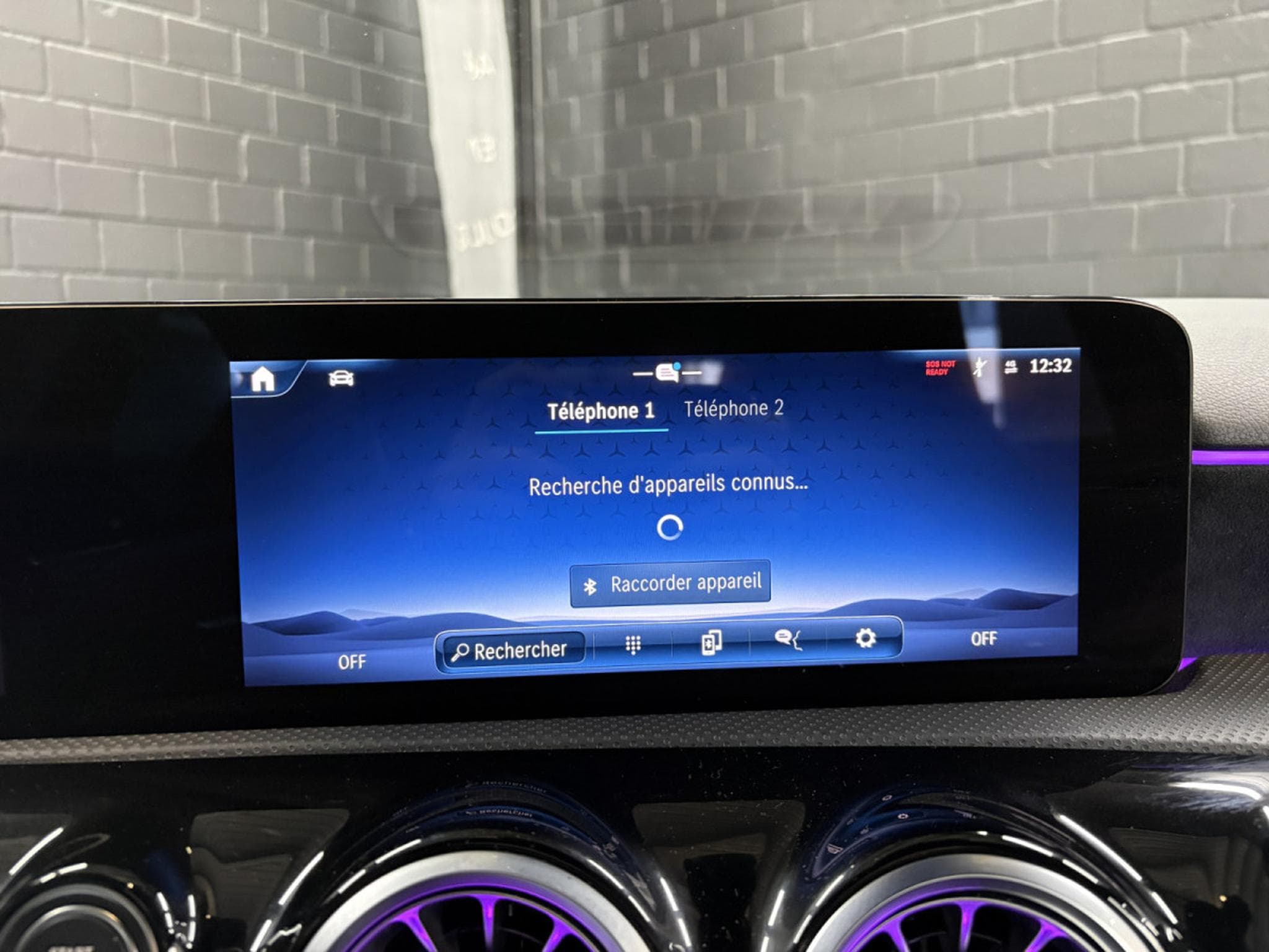 Mercedes A 200 AMG EDITION 163 CV * CAMÉRA *MBUX * CUIR/ALCANTARA* (2024) - Photo 18