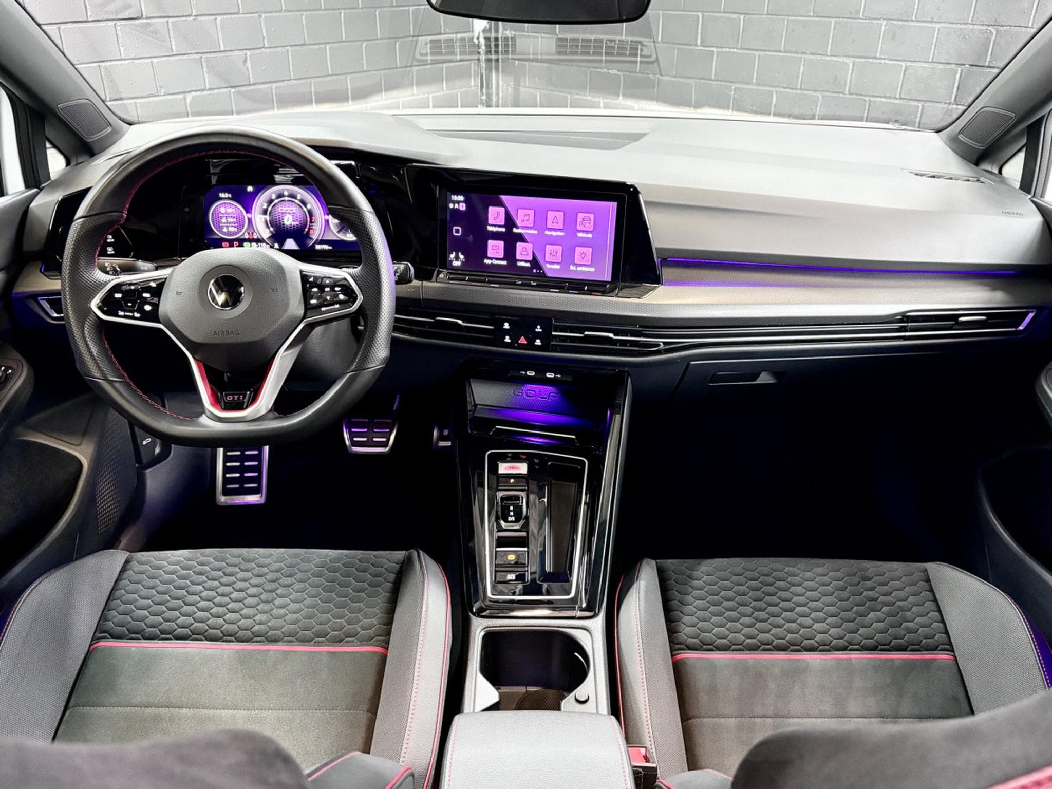 VW Golf GTI Clubsport 2.0 TSI 300CV DSG7 *Toit Ouvrant* *Sièges Chau (2022) - Foto 10