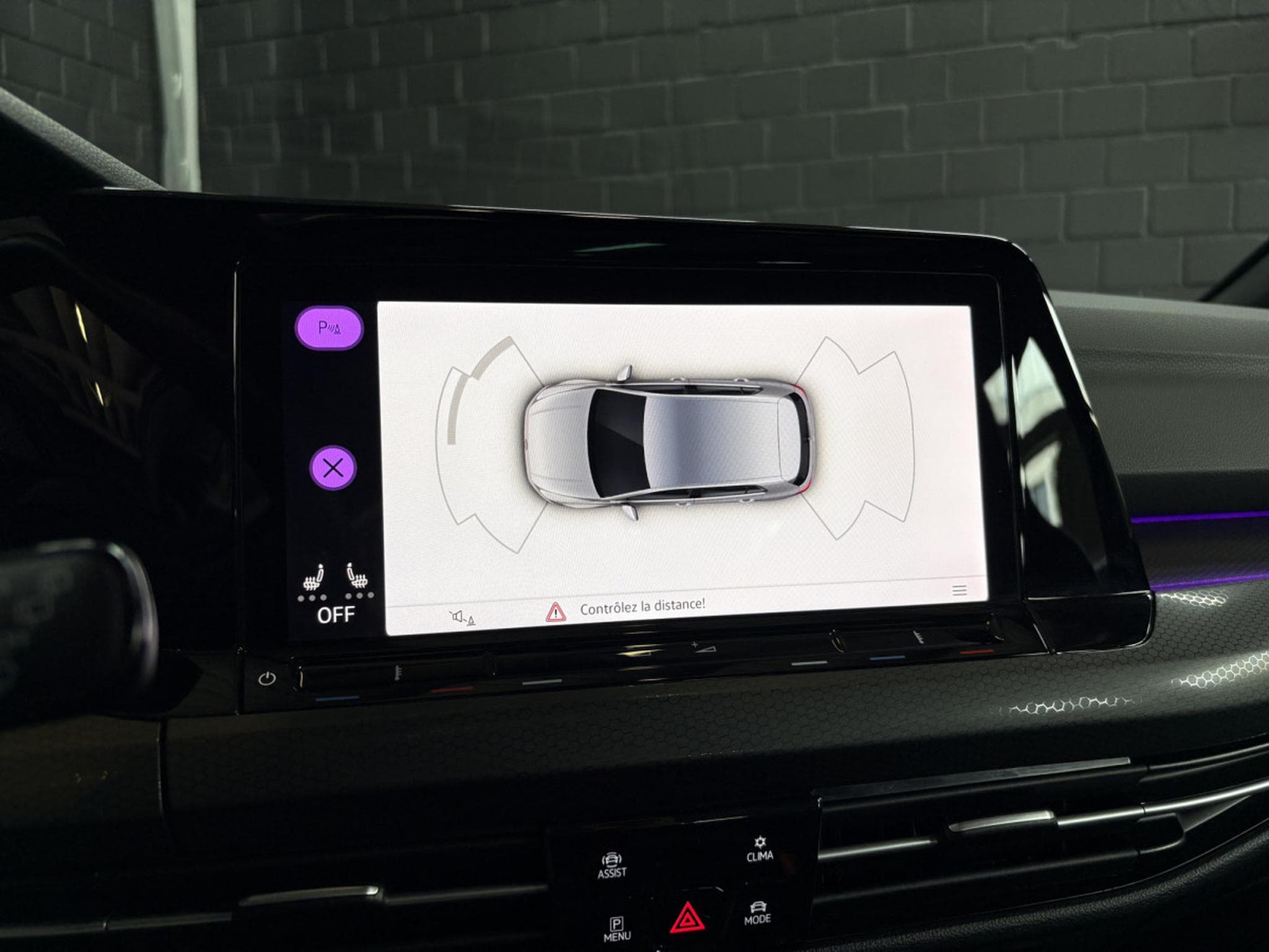 VW Golf GTI Clubsport 2.0 TSI 300CV DSG7 *Toit Ouvrant* *Sièges Chau (2022) - Foto 16