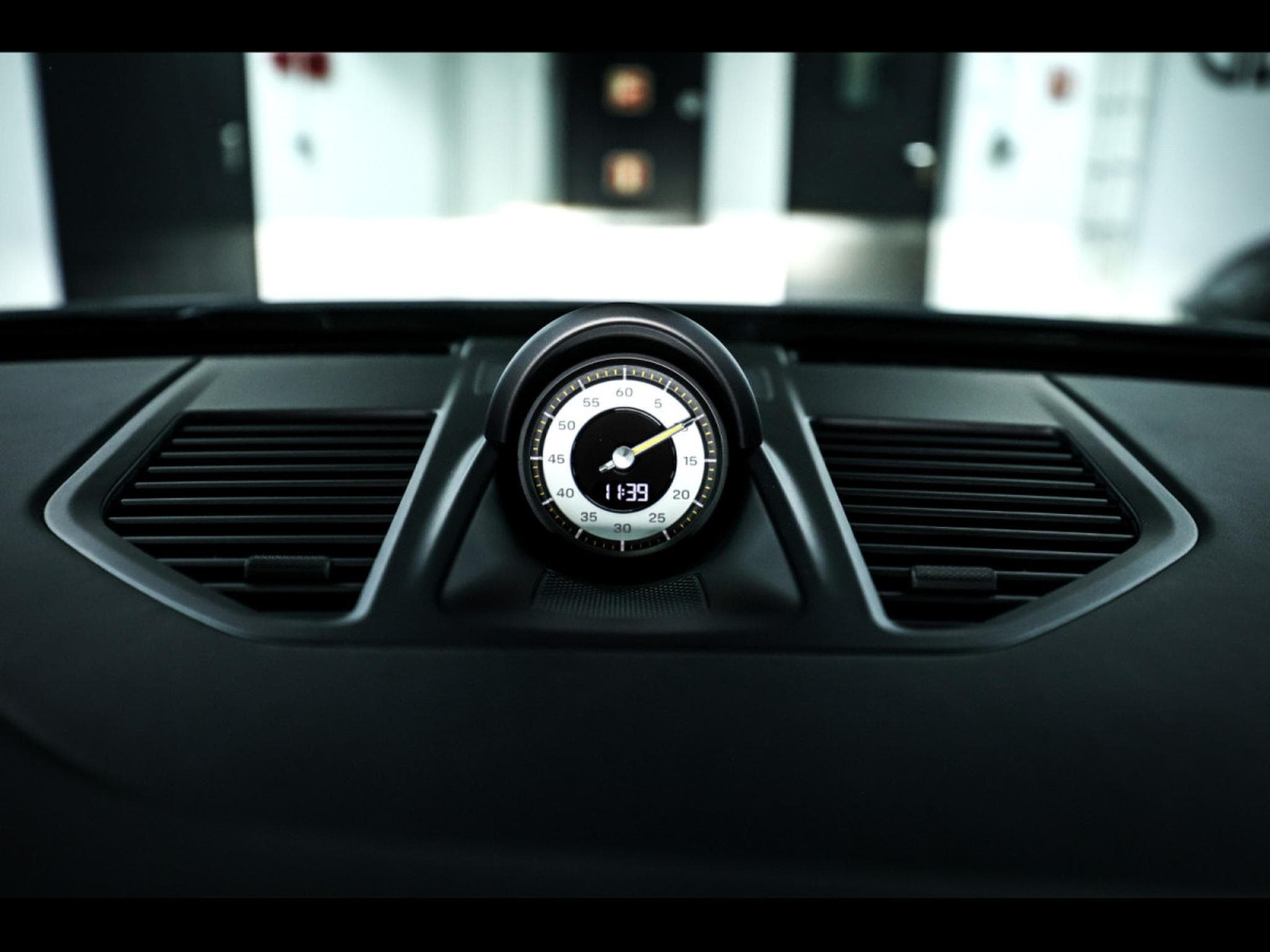 Porsche 911 .1 911 GT3 RS PDK – PACK CLUBSPORT - GT-SILVER (2025) - Foto 19