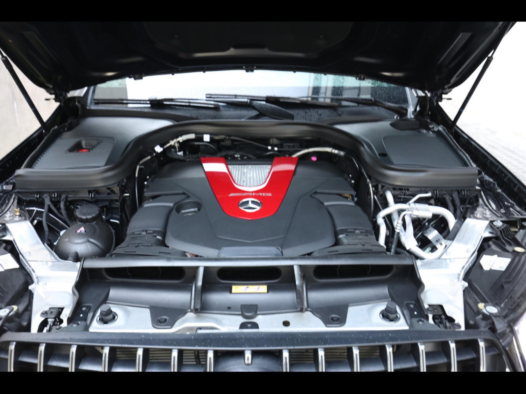 Mercedes GLC 43 AMG 4MATIC – OBSIDIAN BLACK (2022) - Foto 16