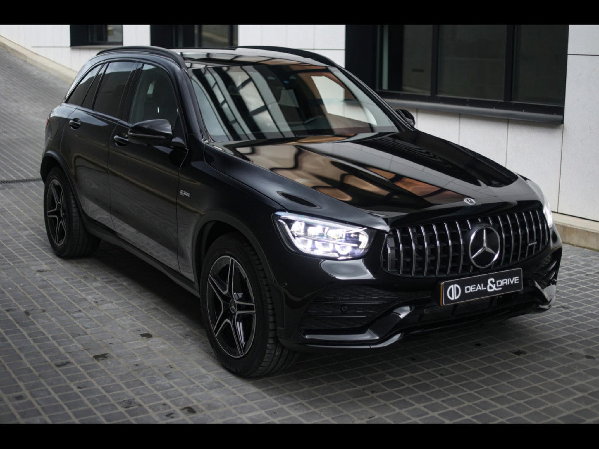 Mercedes GLC 43 AMG 4MATIC – OBSIDIAN BLACK (2022) - Foto 6