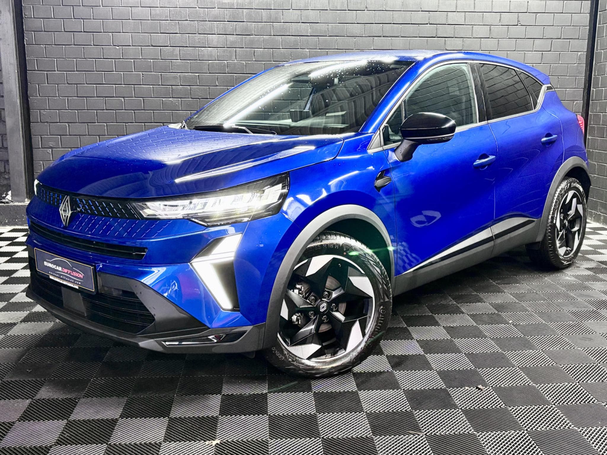 Renault Captur 1.3 TCE 160 CV TECHNO **Caméra** Sièges Chauff.** ACC ** (2025) - Photo 1