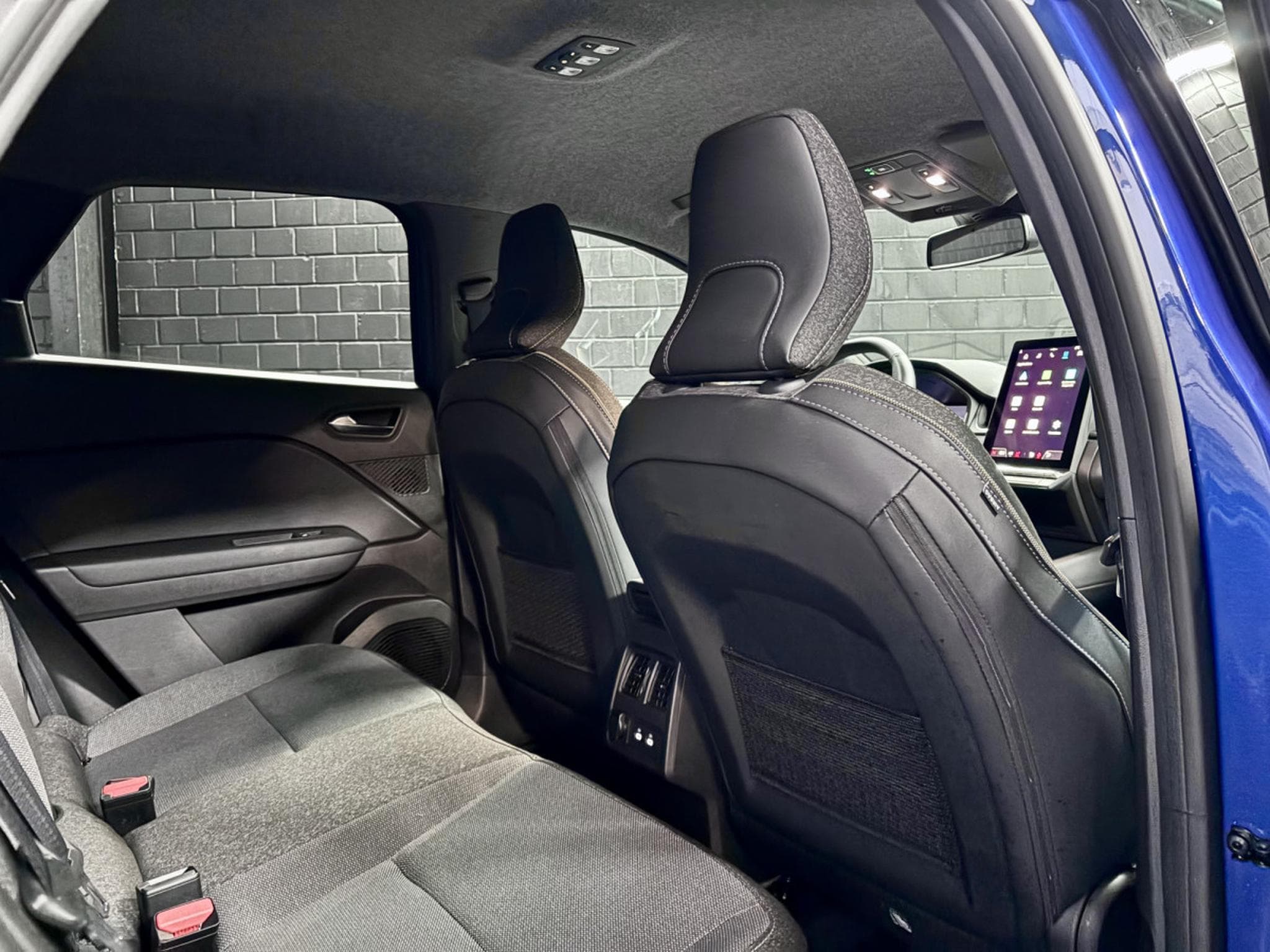 Renault Captur 1.3 TCE 160 CV TECHNO **Caméra** Sièges Chauff.** ACC ** (2025) - Photo 21