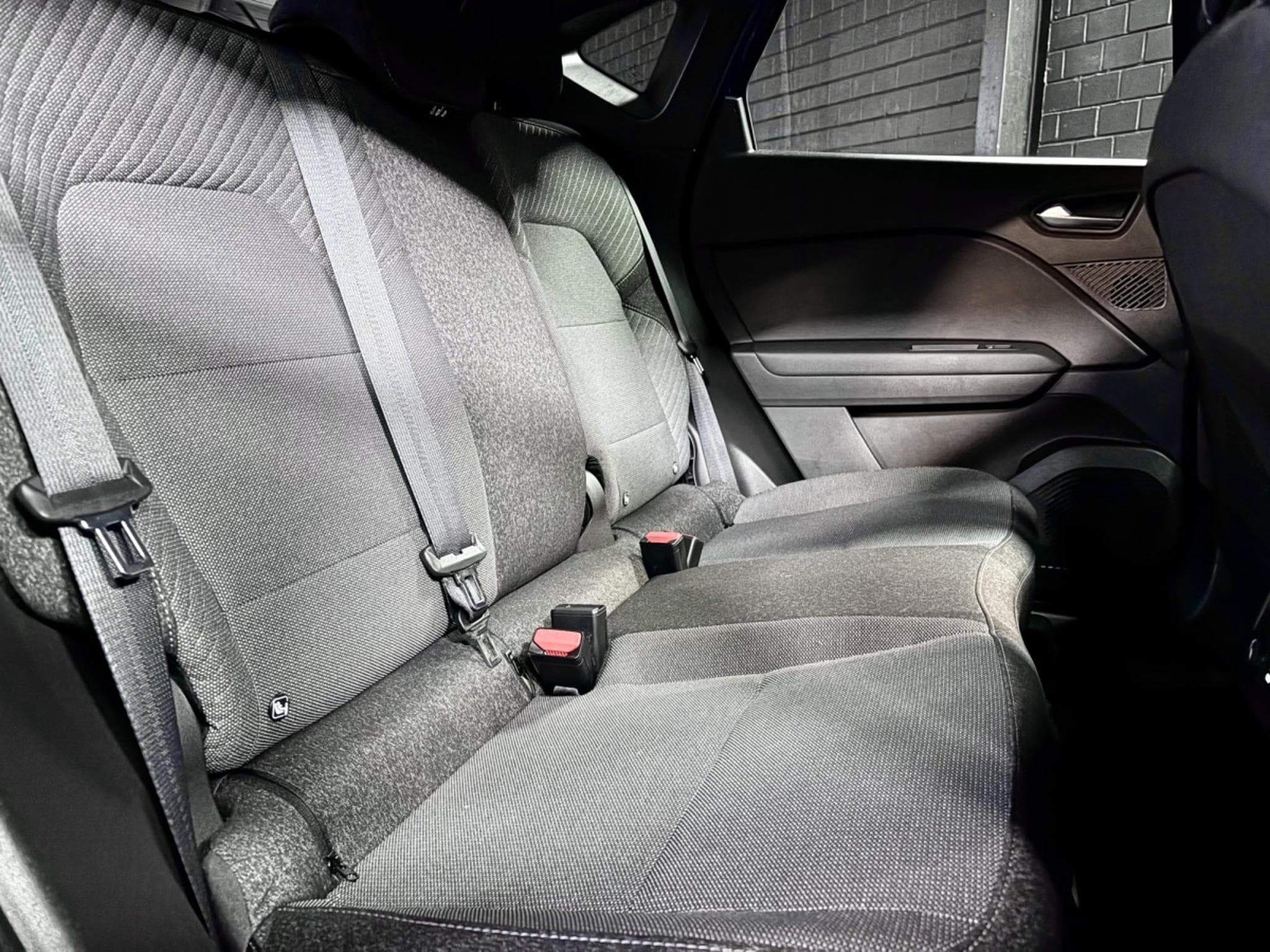 Renault Captur 1.3 TCE 160 CV TECHNO **Caméra** Sièges Chauff.** ACC ** (2025) - Photo 22