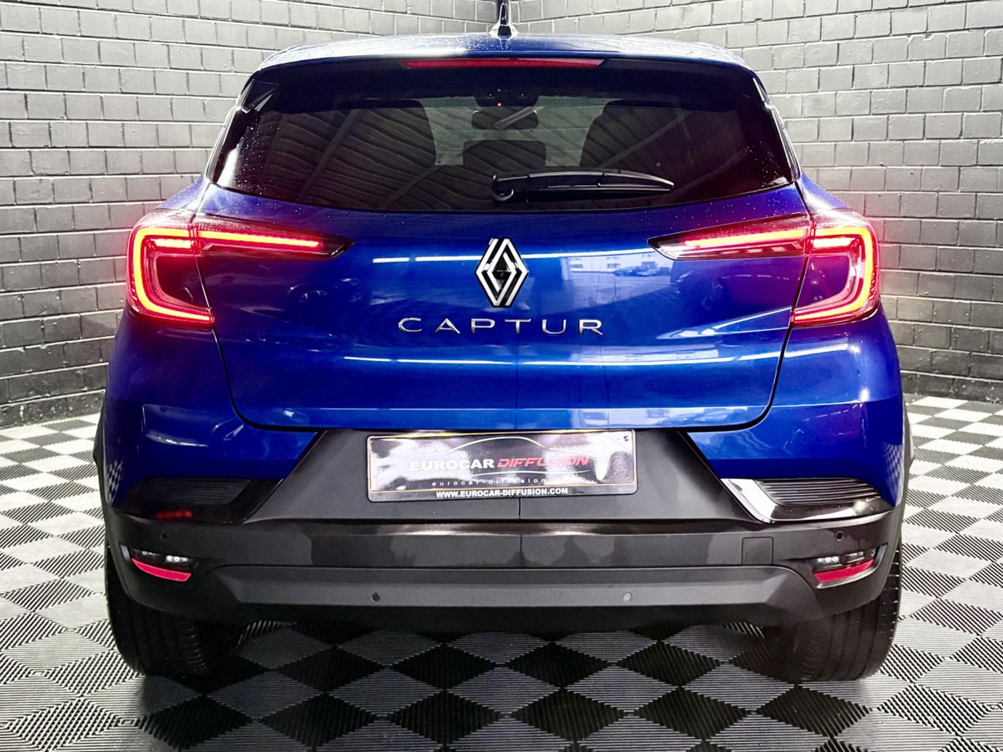 Renault Captur 1.3 TCE 160 CV TECHNO **Caméra** Sièges Chauff.** ACC ** (2025) - Photo 5