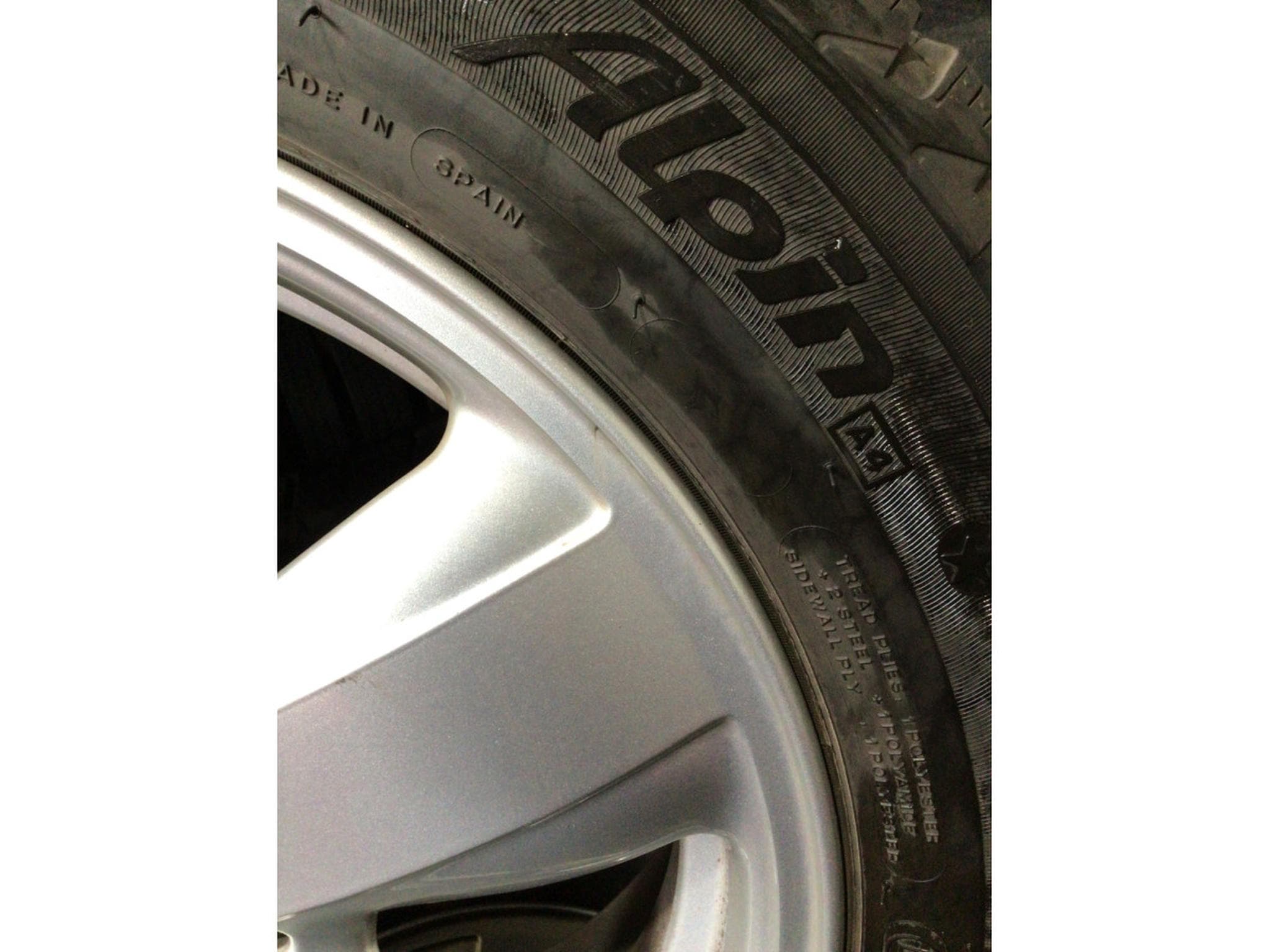 Jantes alu + Pneus h – 15" - Photo 4