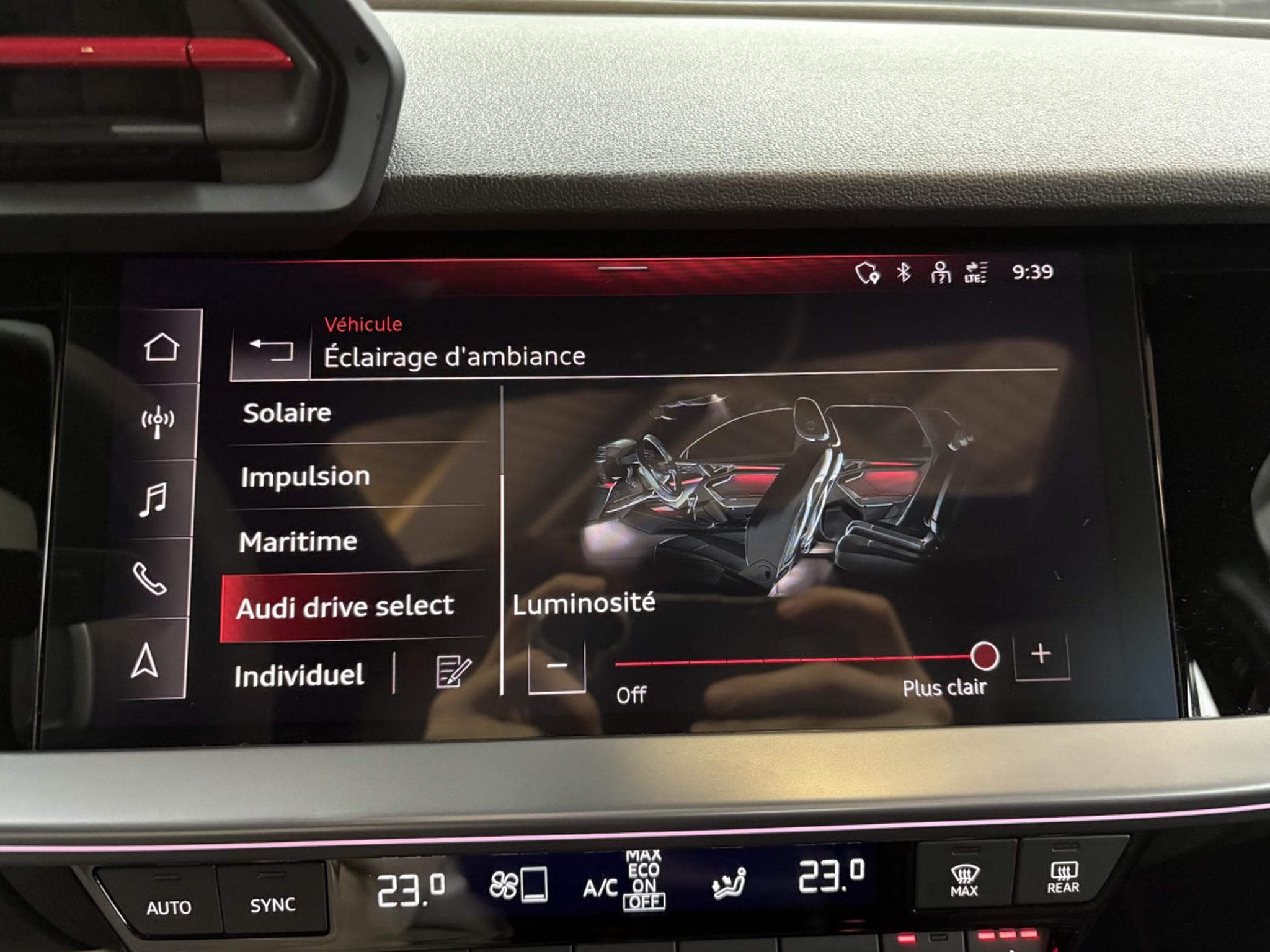 Audi RS3 Sportback RS quattro 2.5 TFSI 400 CV (2023) - Photo 22