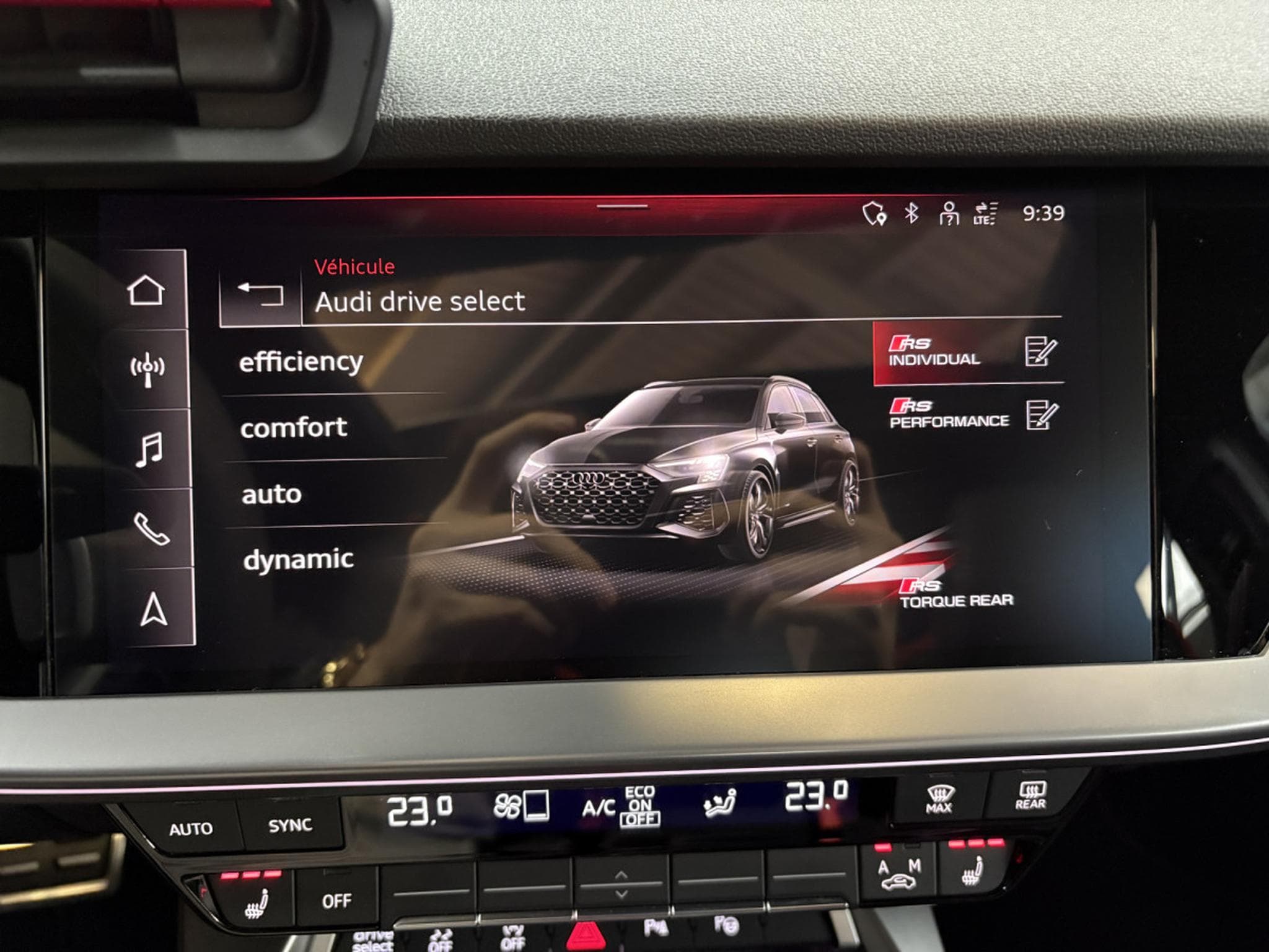 Audi RS3 Sportback RS quattro 2.5 TFSI 400 CV (2023) - Photo 23