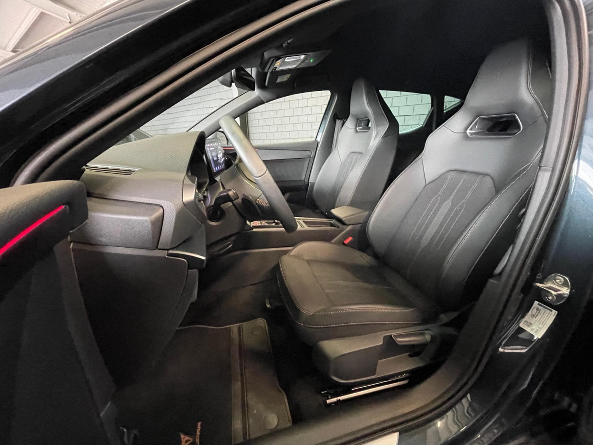 Cupra Leon 245CV eHybrid DSG6 (2022) - Photo 7