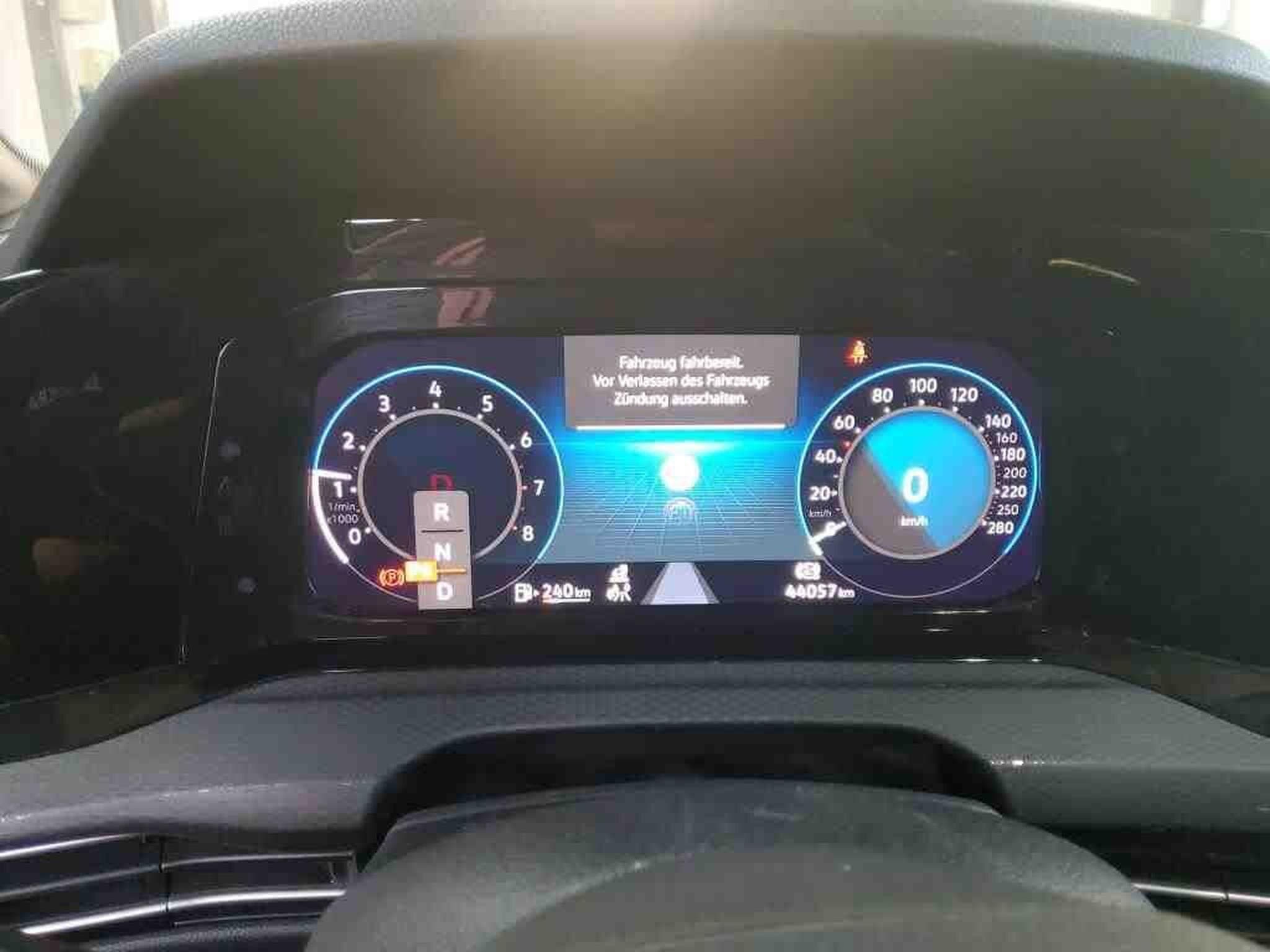 VW Golf GTI Clubsport 2.0 TSI 300CV DSG7 ** Toit ouvrant ** Matrix * (2021) - Photo 11