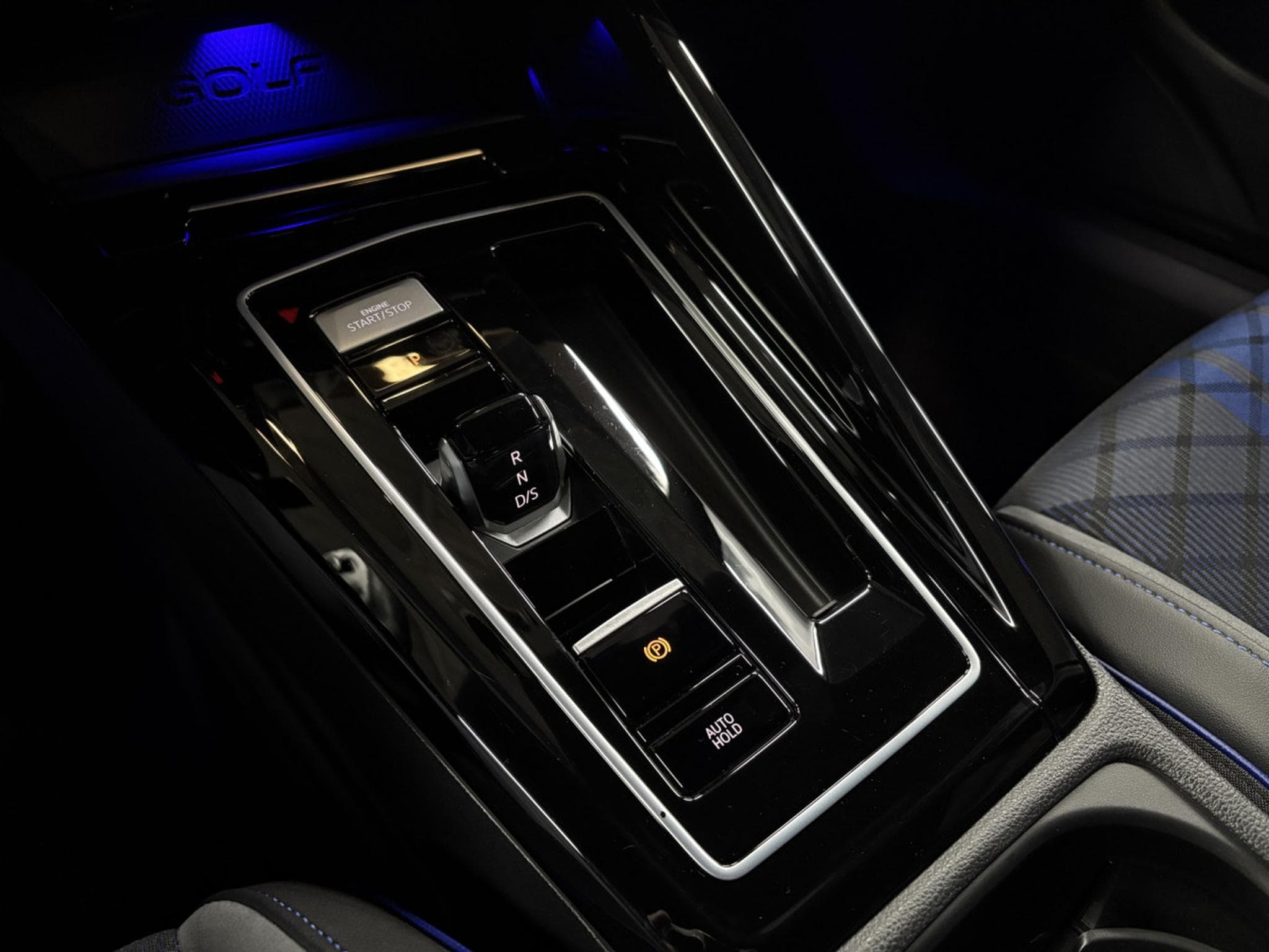 VW Golf R 20 Years 4Motion 2.0 TSI 333 CV DSG7  *DCC* *ACC* (2022) - Foto 15