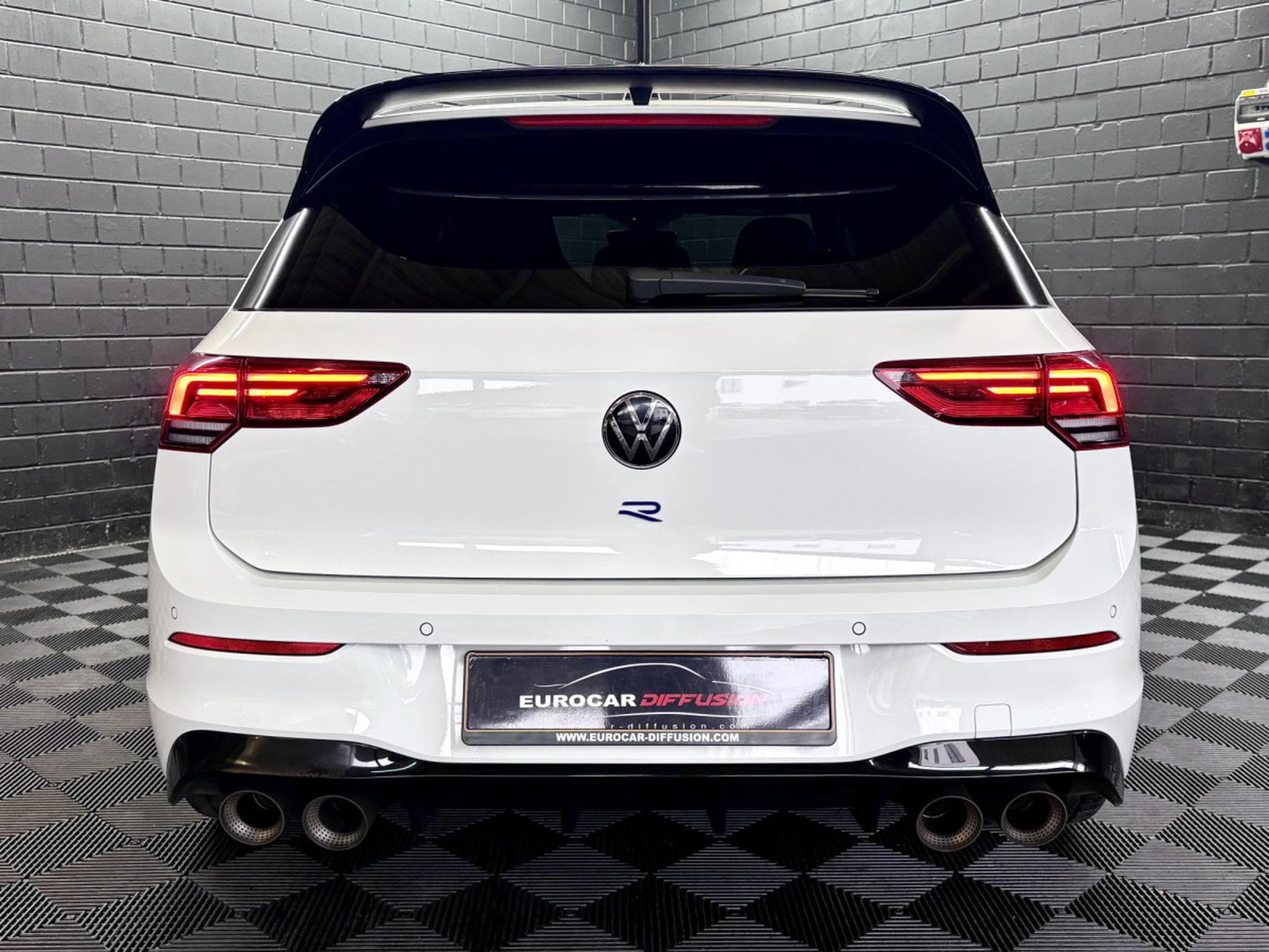 VW Golf R 20 Years 4Motion 2.0 TSI 333 CV DSG7  *DCC* *ACC* (2022) - Foto 6