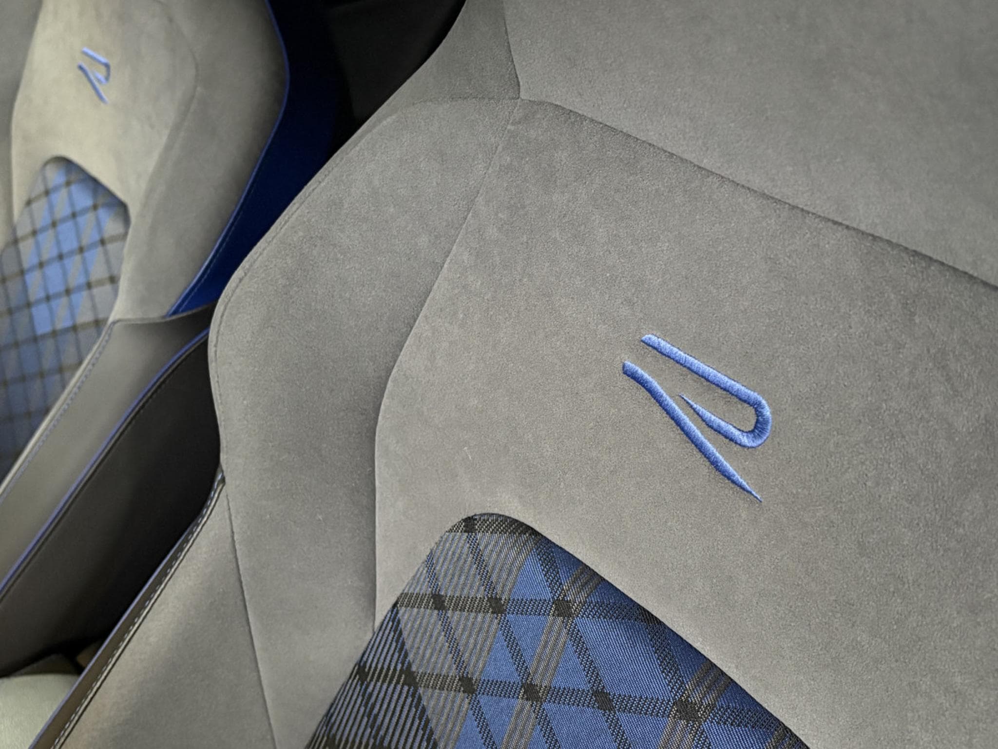 VW Golf R 20 Years 4Motion 2.0 TSI 333 CV DSG7  *DCC* *ACC* (2022) - Foto 8