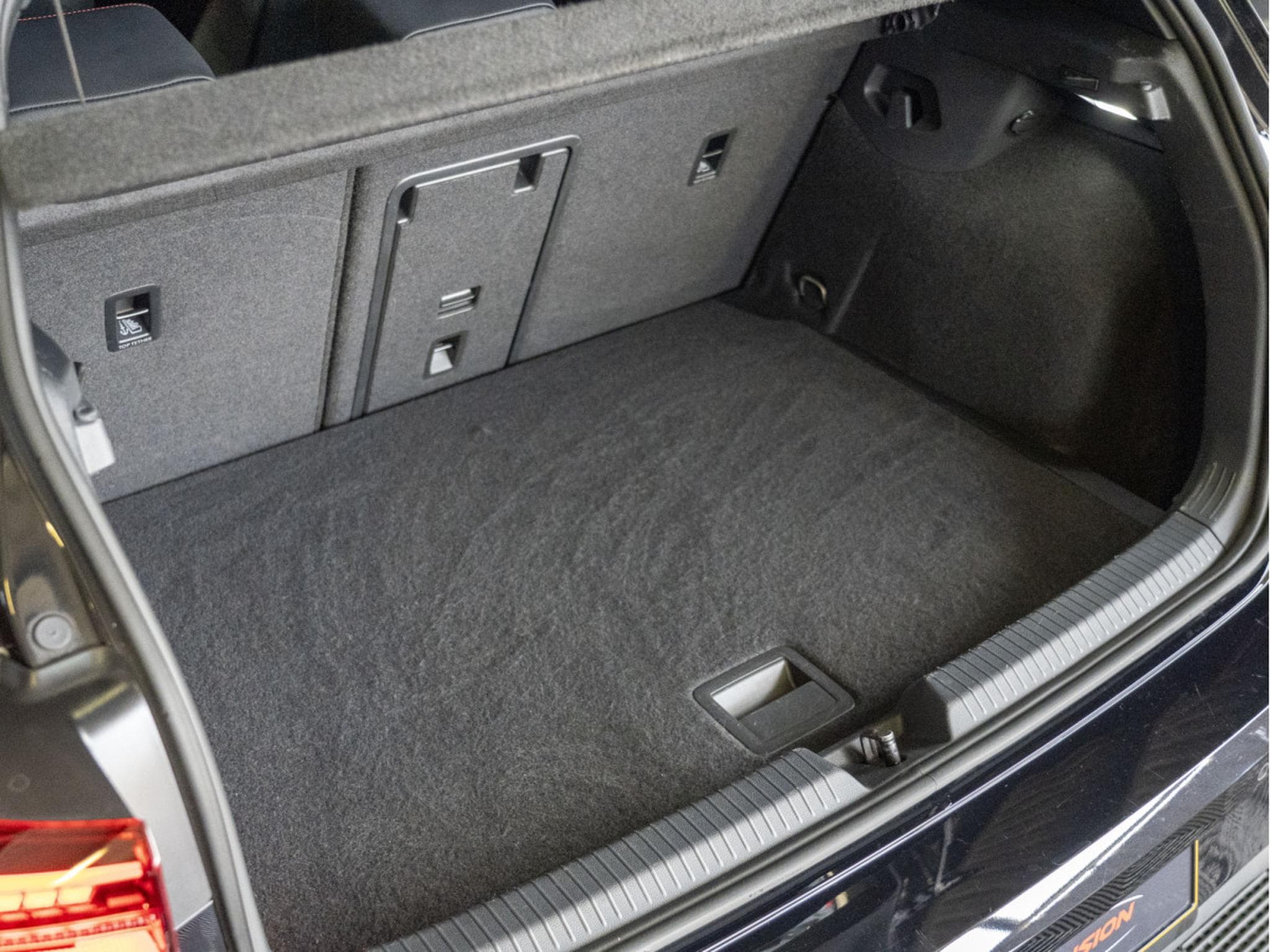 VW Golf GTI Clubsport 2.0 TSI 300CV DSG7 (2023) - Foto 22