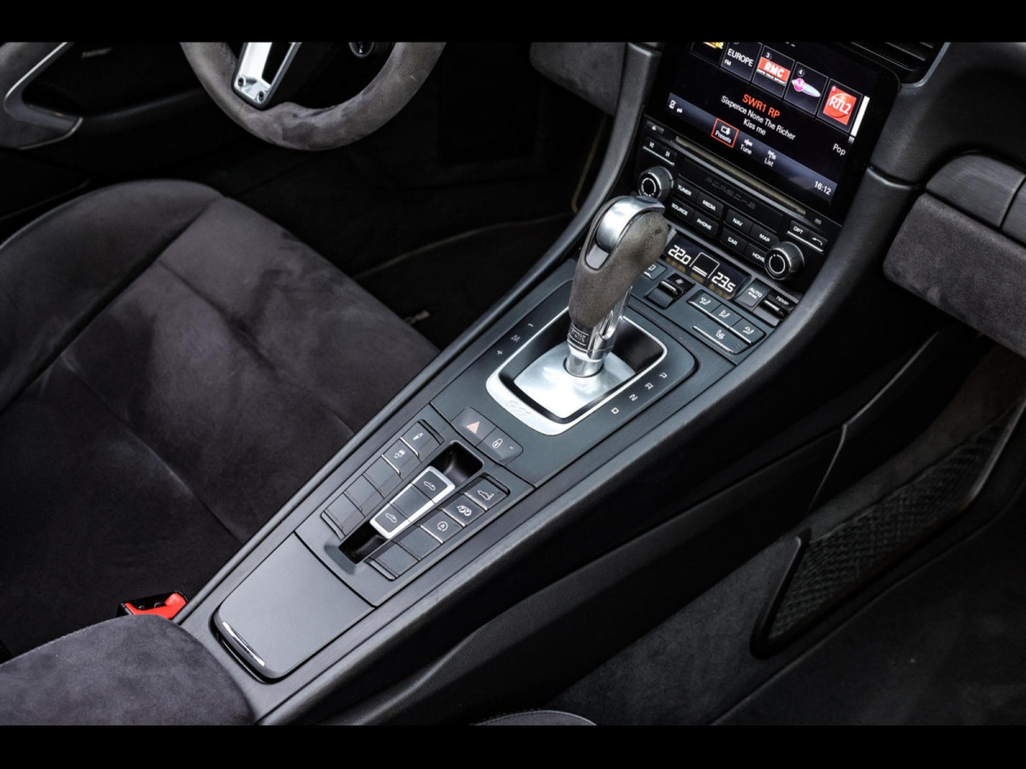 Porsche 911 (991.2) TARGA 4 GTS PDK (2017) - Foto 16