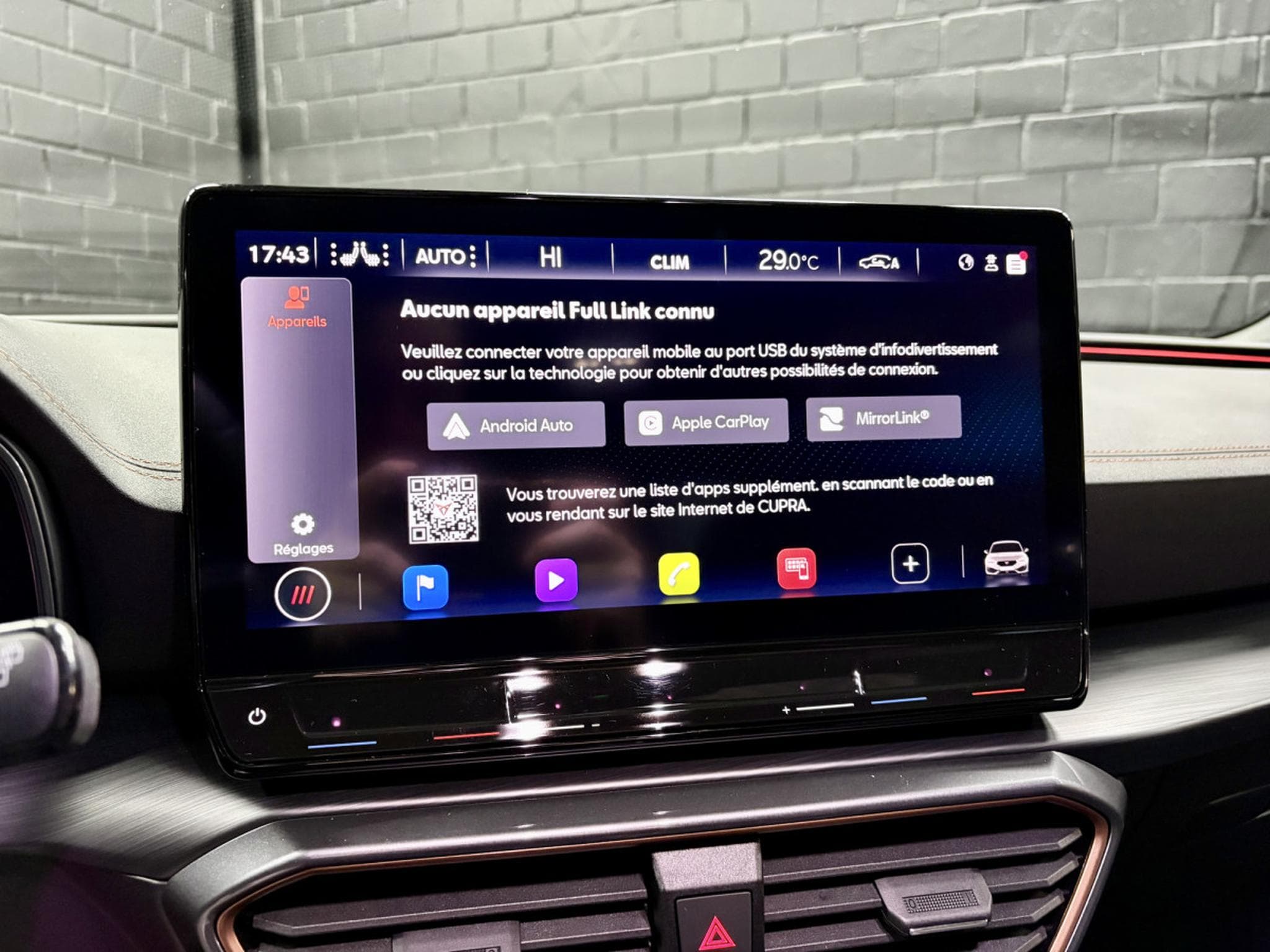 Cupra Leon VZ CUP 2.0 TSI 300CV ** Sièges Carbone **PANO** VSS ** Beats (2023) - Photo 18