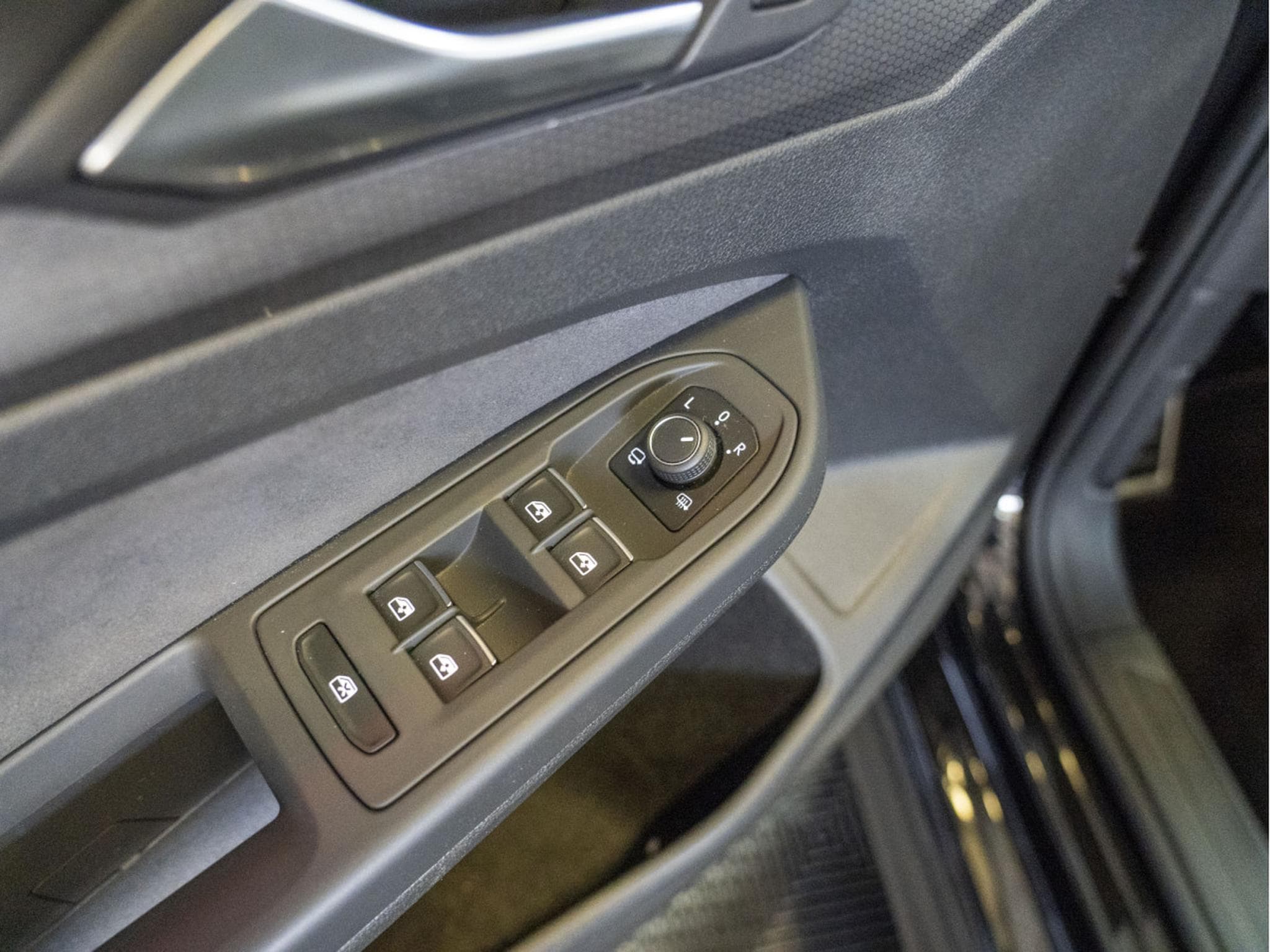 VW Golf GTI Clubsport 2.0 TSI 300 CV DSG7 *Matrix* *Toit Ouvrant* *H (2023) - Photo 22