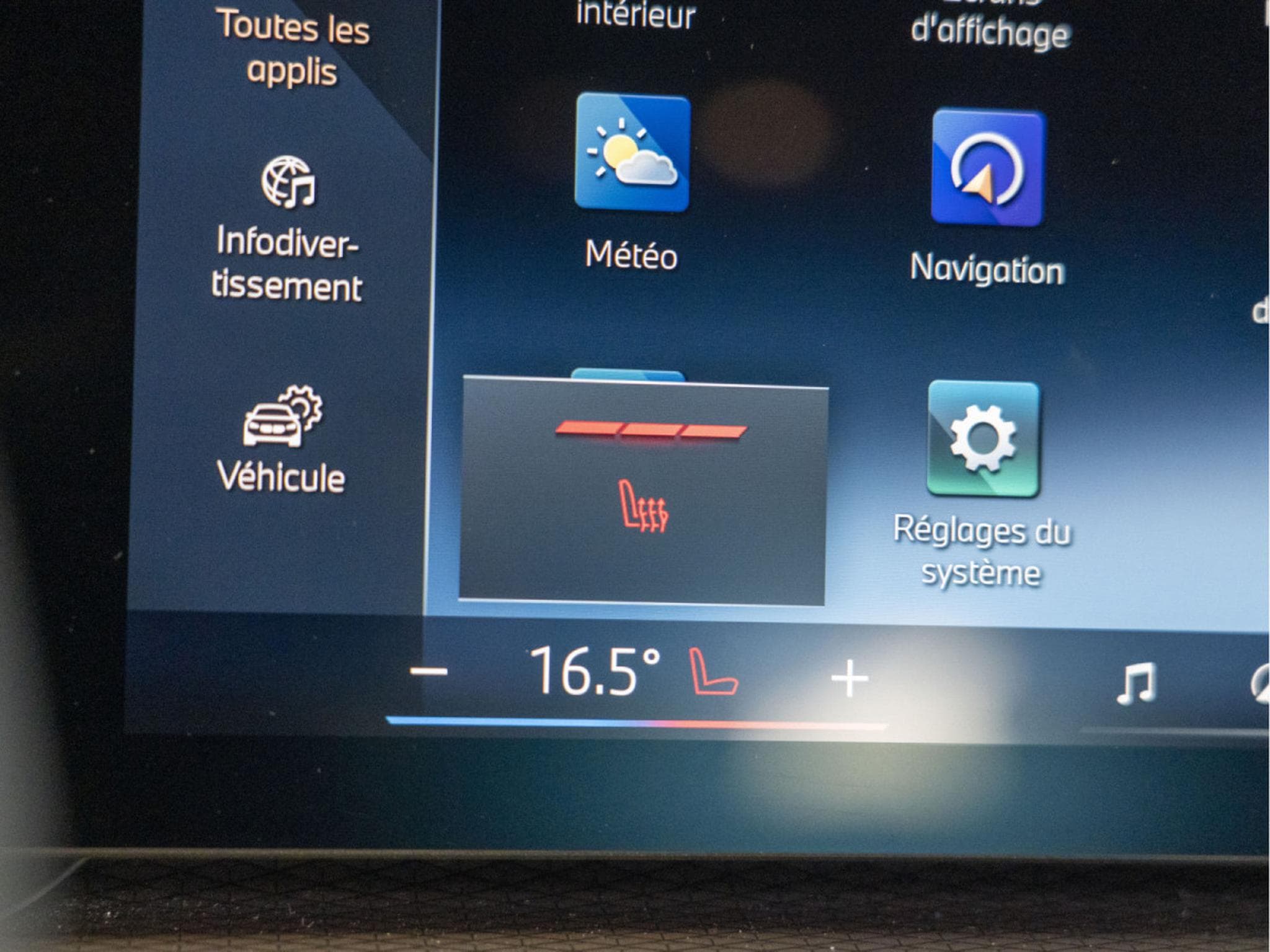 BMW 330 330i xDrive M-Sport Touring 245CV *Hayon*ACC*Sièges chauffan (2024) - Photo 18