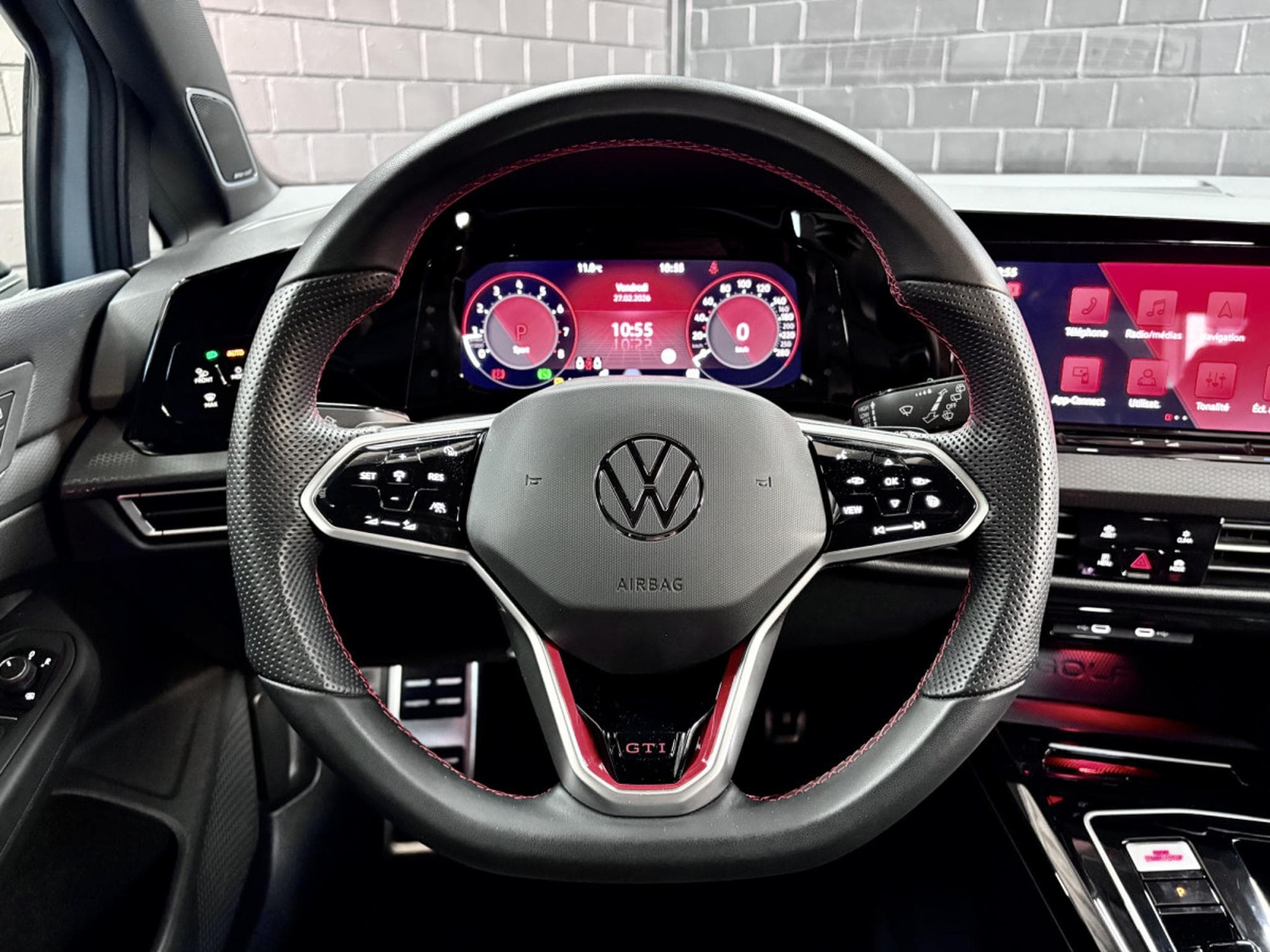 VW Golf GTI GTI Clubsport 2.0 TSI 300 CV DSG7 *Matrix* *Harman Kardo (2023) - Photo 10