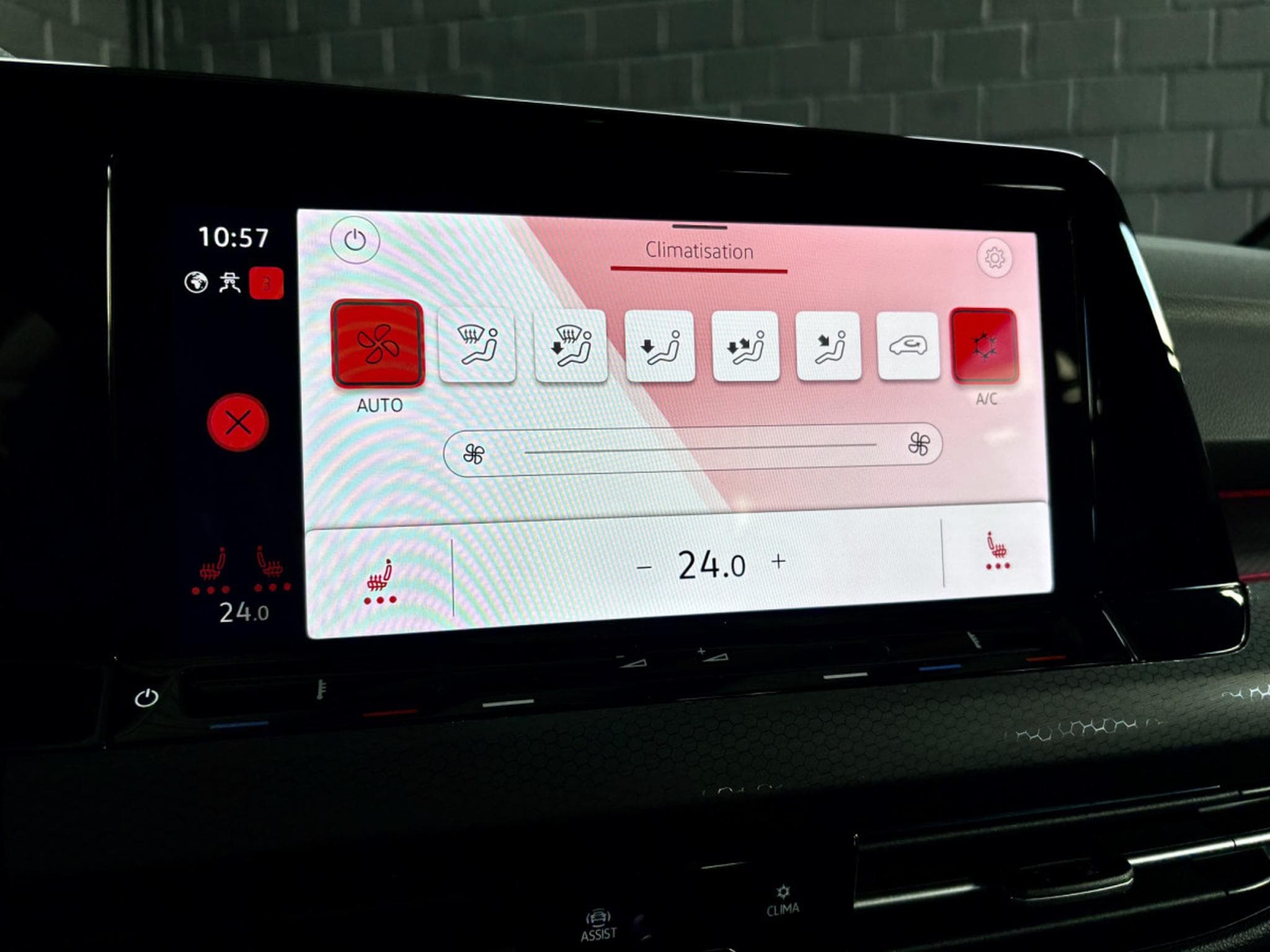 VW Golf GTI GTI Clubsport 2.0 TSI 300 CV DSG7 *Matrix* *Harman Kardo (2023) - Photo 18