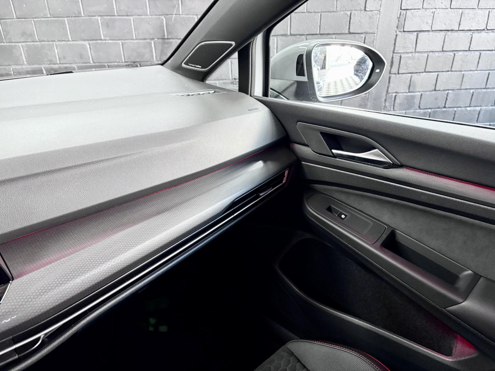 VW Golf GTI GTI Clubsport 2.0 TSI 300 CV DSG7 *Matrix* *Harman Kardo (2023) - Photo 19