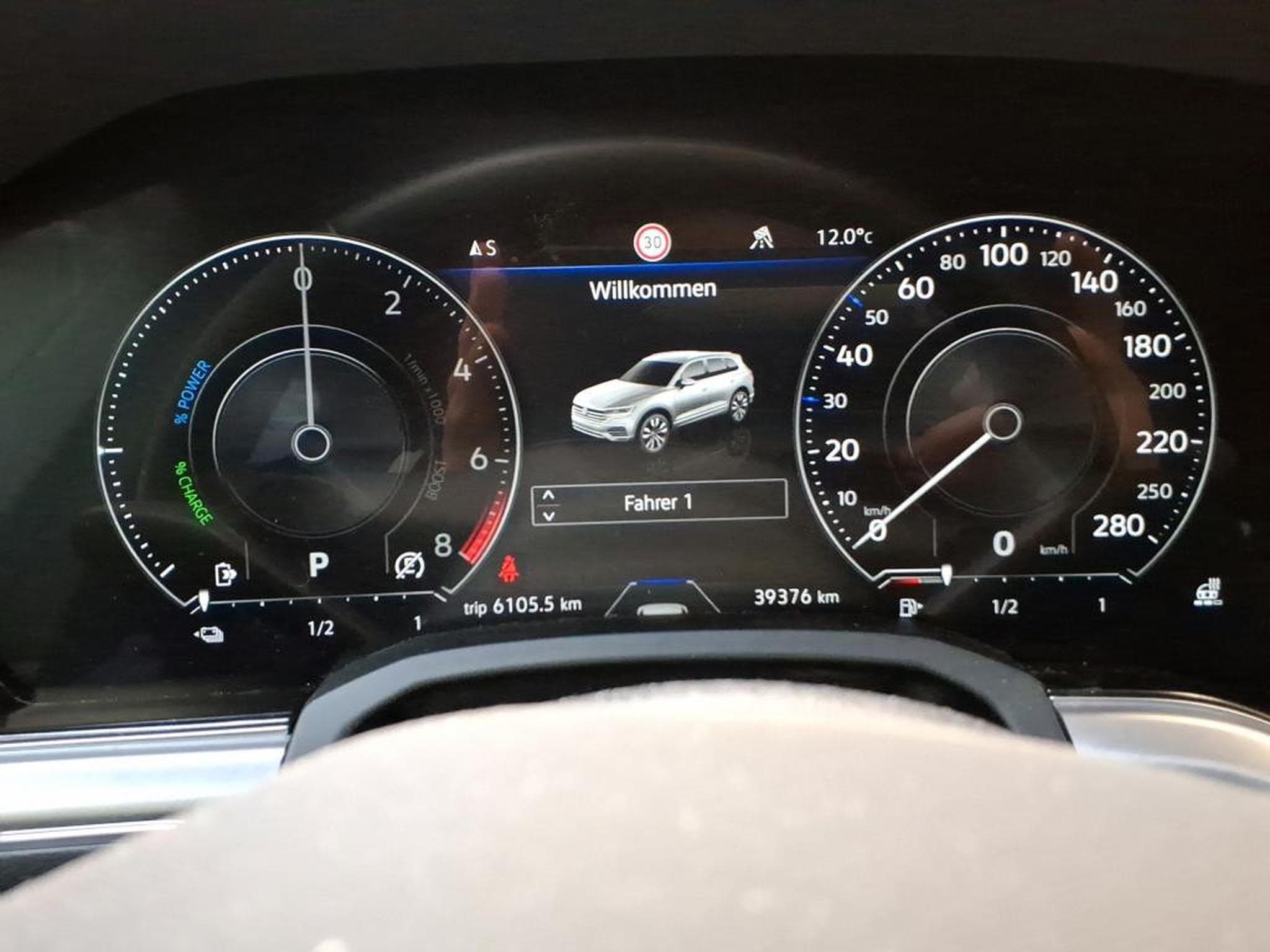 VW Touareg 3.0 TSi V6 PHEV 4MOTION Elegance 381 CV (2022) - Photo 14