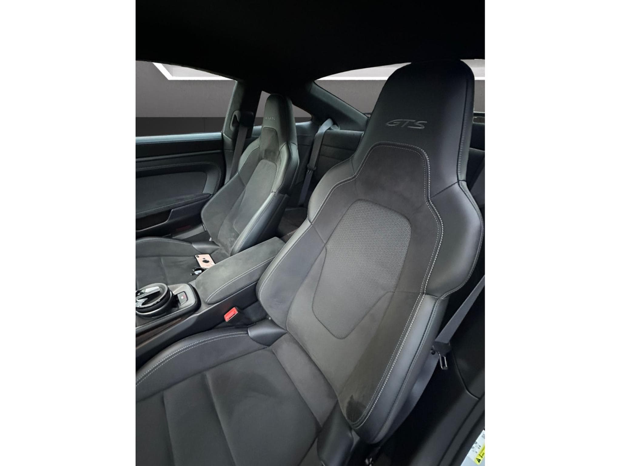 Porsche 911 992.2 GTS AEROKIT GT3 (2025) - Photo 5