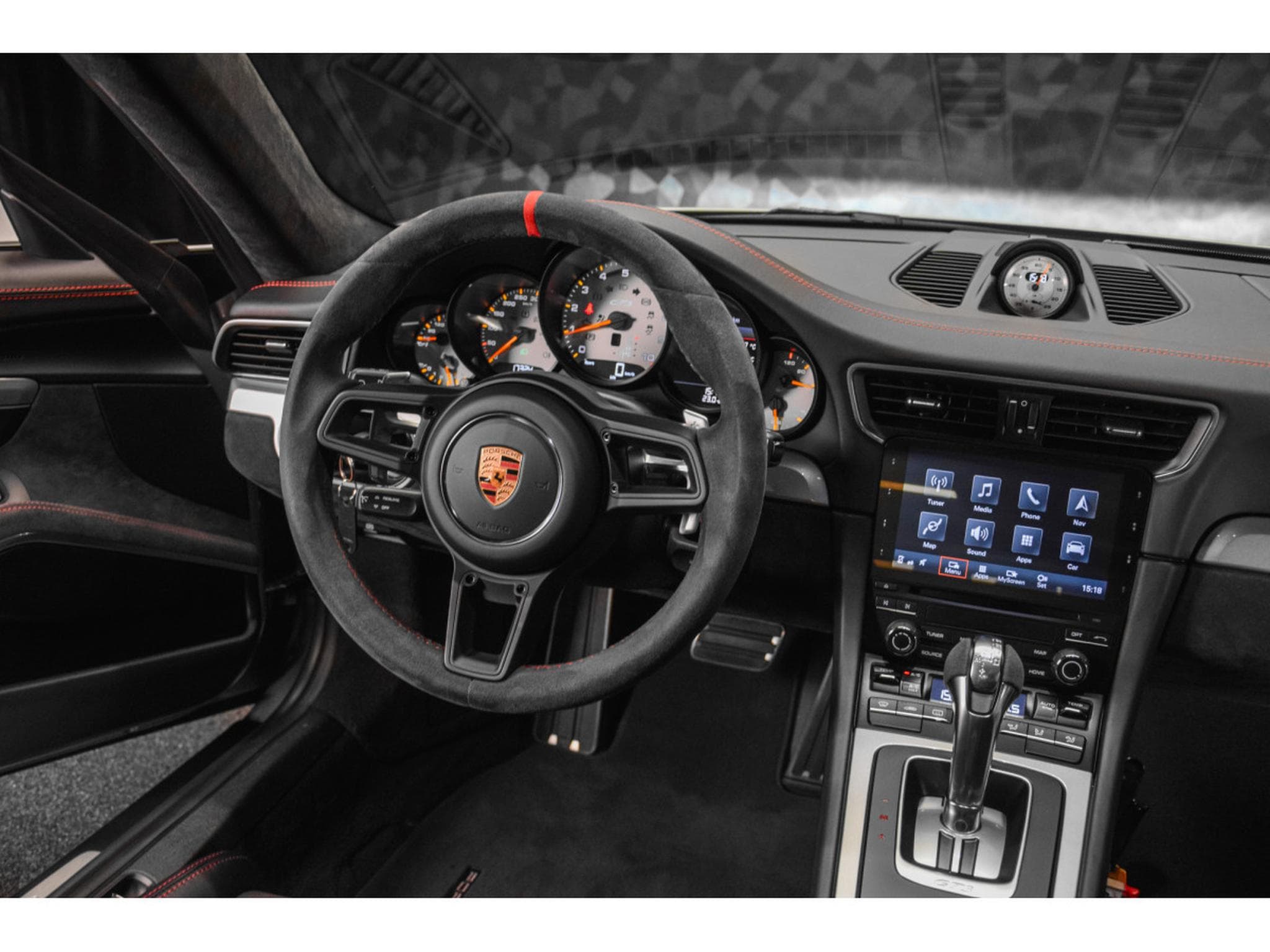 Porsche 911 991.2 GT3 CLUBSPORT PDK (2018) - Foto 18