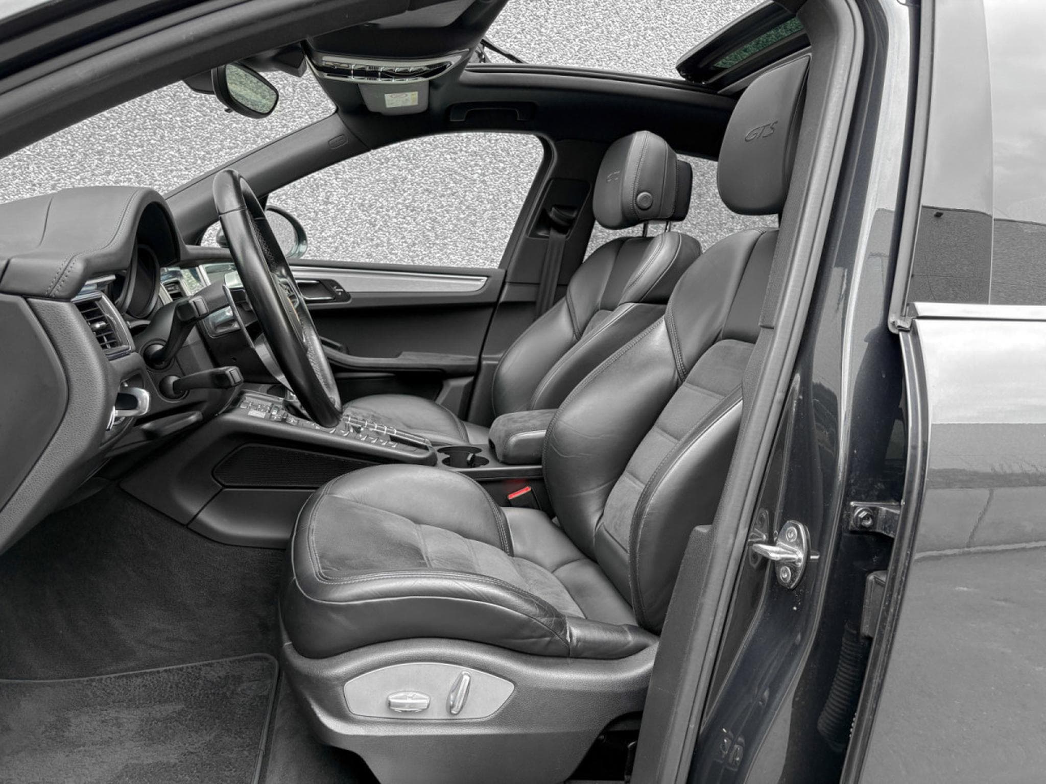 Porsche Macan GTS/20//KAMERA//NAV/ALCANTARA/PDLS/Bi-Xenon (2017) - Photo 10