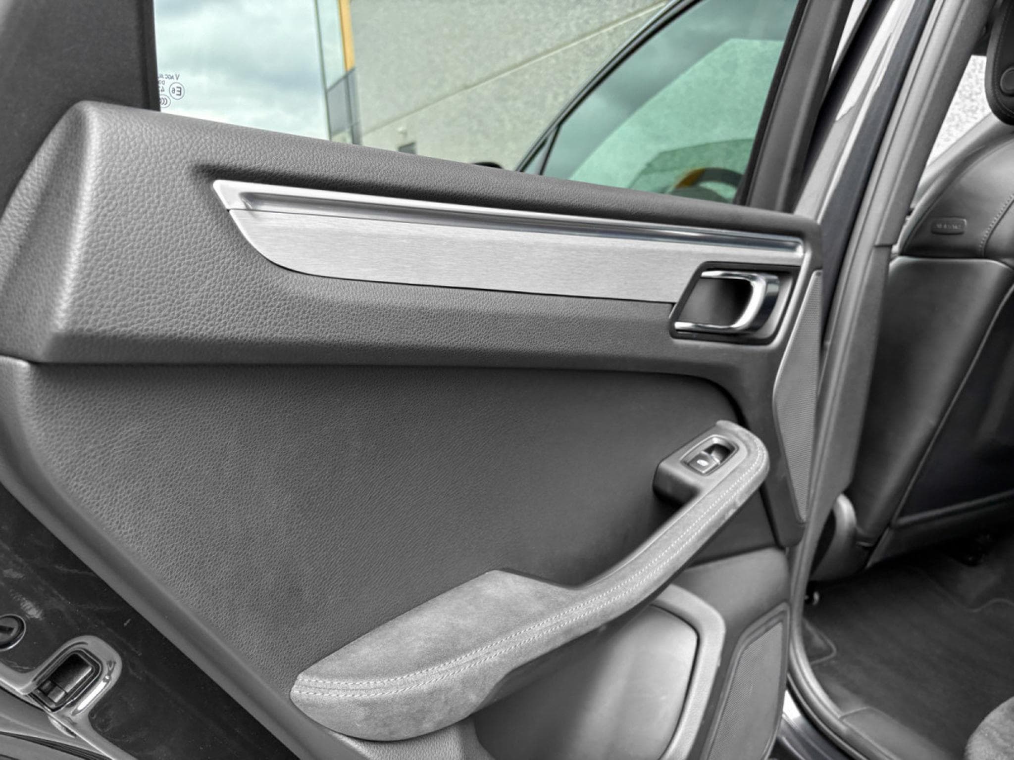 Porsche Macan GTS/20//KAMERA//NAV/ALCANTARA/PDLS/Bi-Xenon (2017) - Photo 16