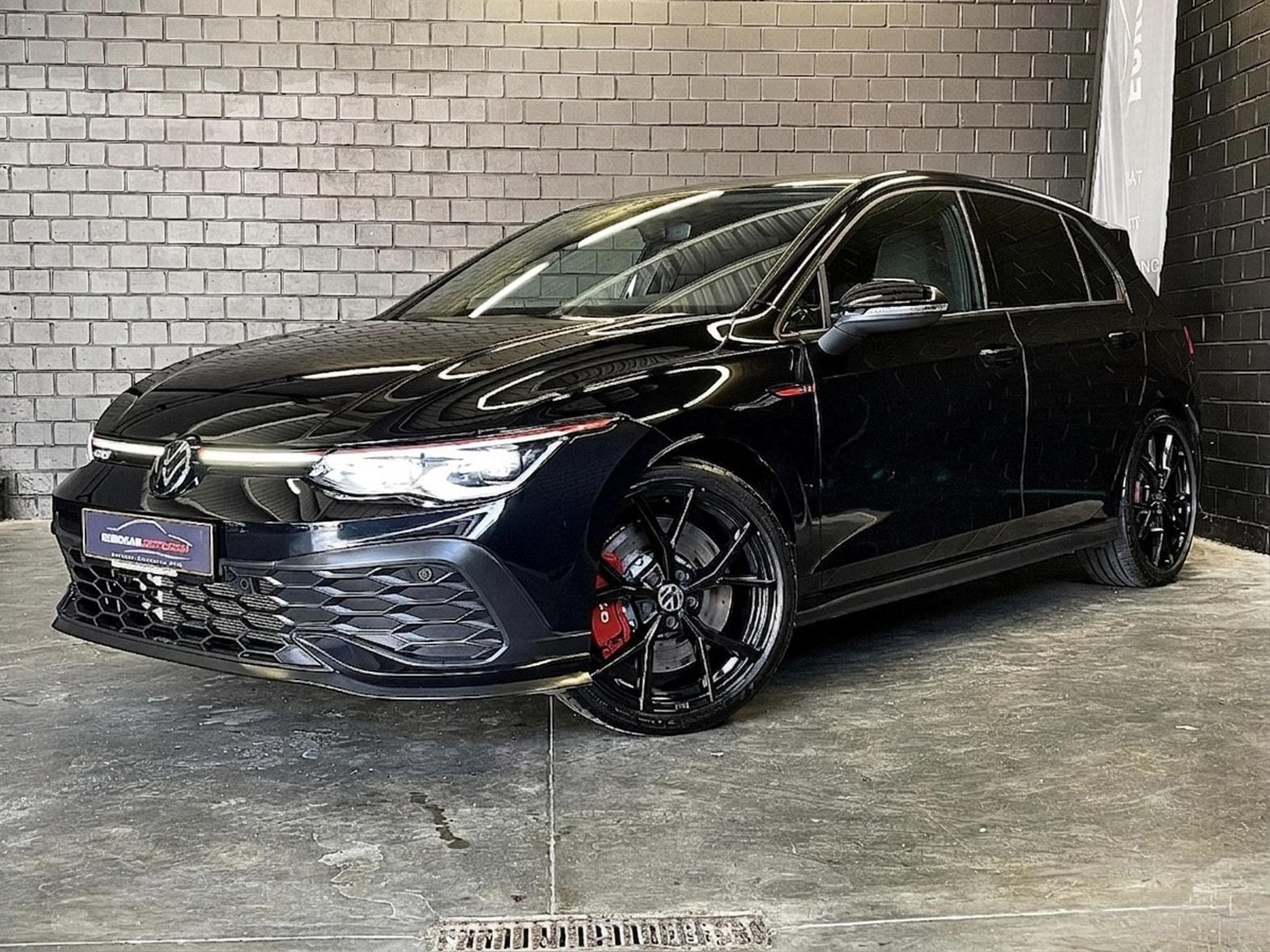 VW Golf GTI Clubsport 2.0 TSI 300 CV DSG7 * MATRIX * ACC * Caméra * (2022) - Photo 1