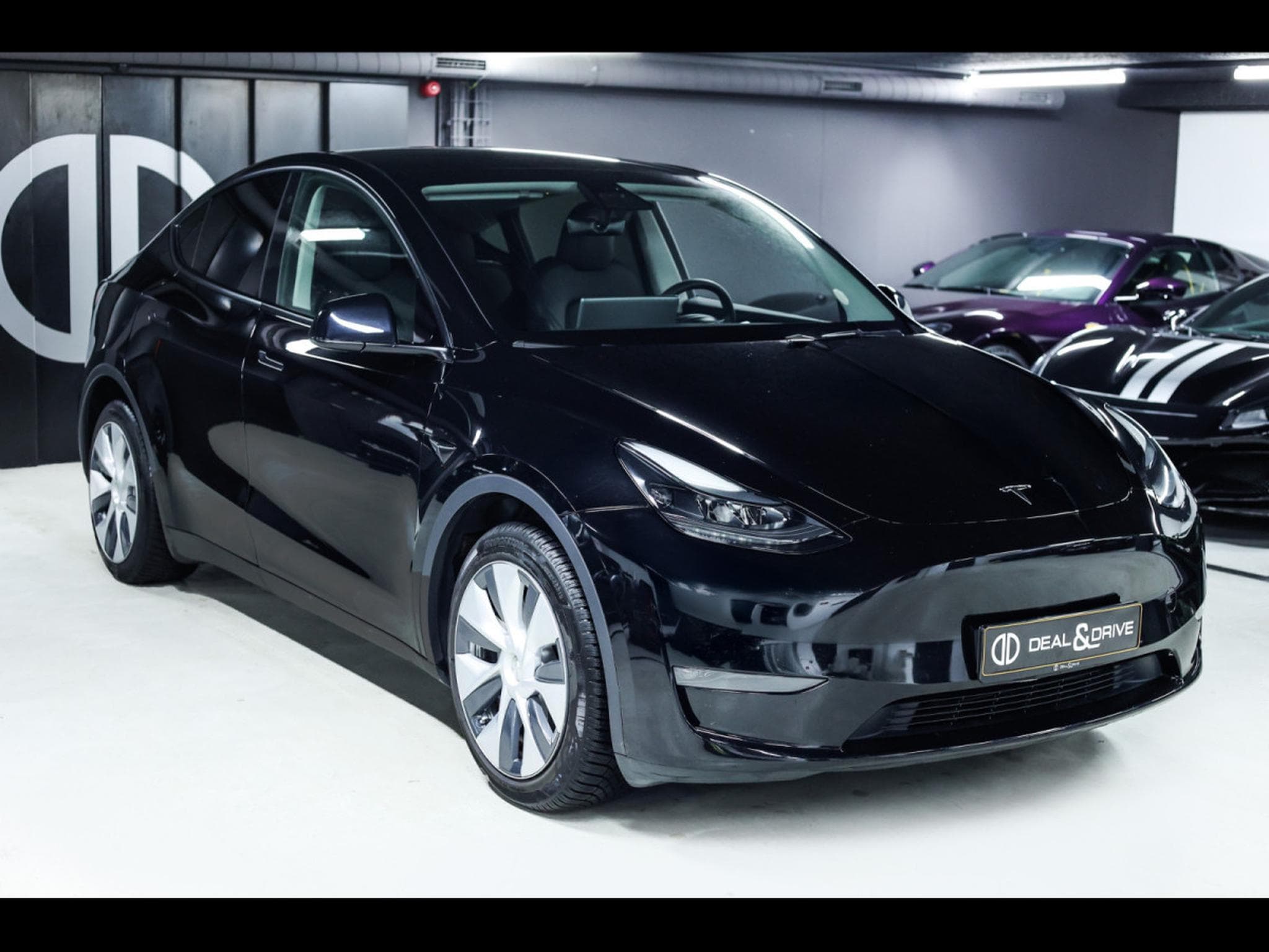 Tesla Model Y Y LONG RANGE DUAL MOTOR AWD (2023) - Photo 6