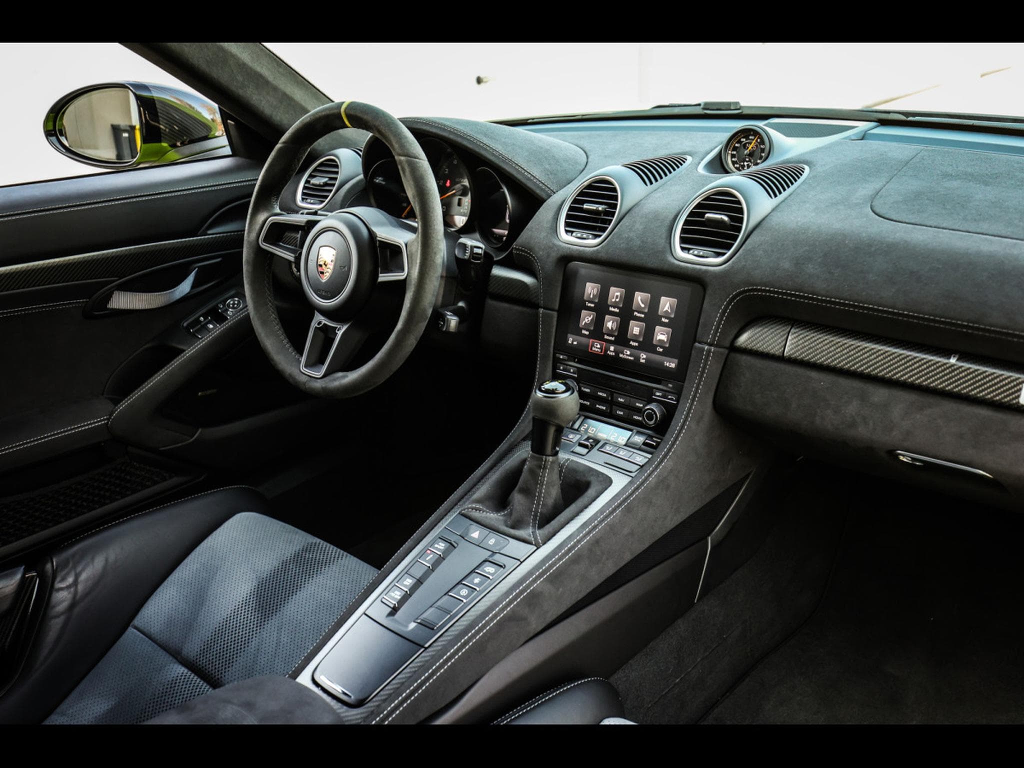 Porsche Cayman 718 GT4 RS PDK PACK WEISSACH – ACID GREEN PTS – FULL PPF (2023) - Photo 18