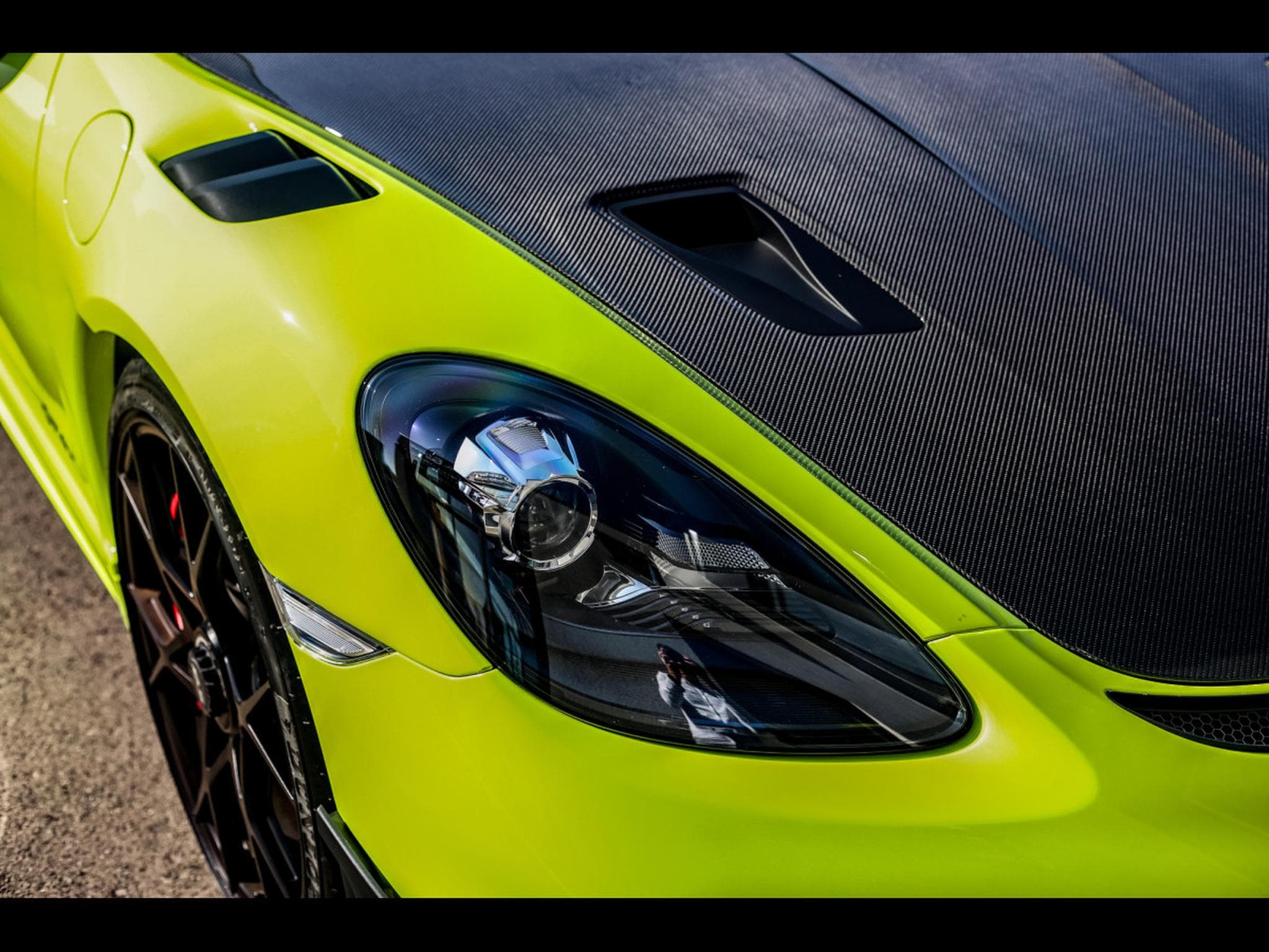 Porsche Cayman 718 GT4 RS PDK PACK WEISSACH – ACID GREEN PTS – FULL PPF (2023) - Photo 21