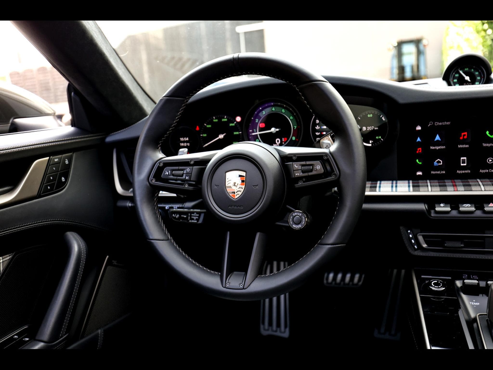 Porsche 911 (992.1) TURBO 50 JAHRE (S) COUPE PDK - PACK HERITAGE DESIGN (2025) - Foto 13