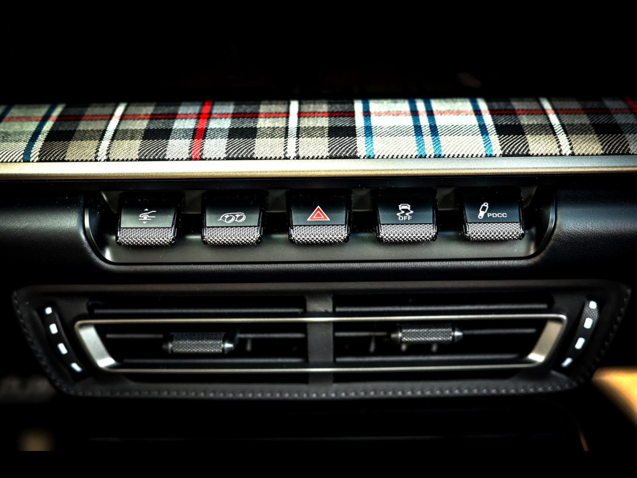 Porsche 911 (992.1) TURBO 50 JAHRE (S) COUPE PDK - PACK HERITAGE DESIGN (2025) - Foto 17